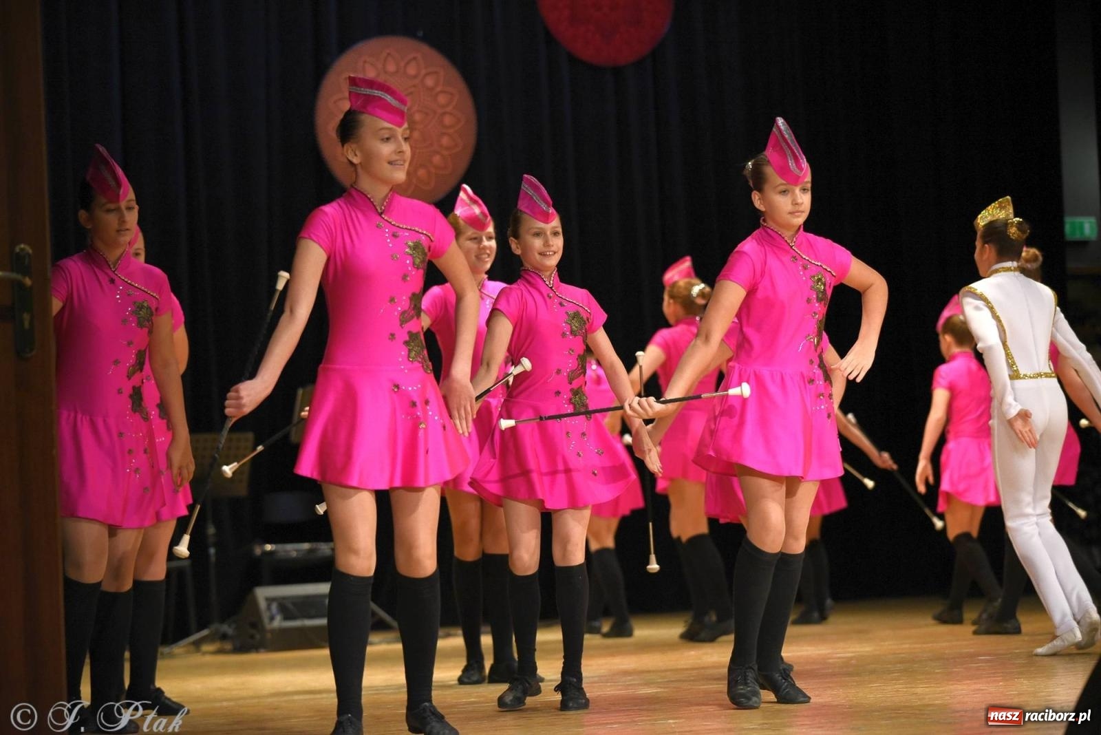 Zdjęcie w galerii na portalu naszraciborz.pl: Źródło i Patria zatańczyły dla Kubusia [FOTO i WIDEO] wiadomości z regionu