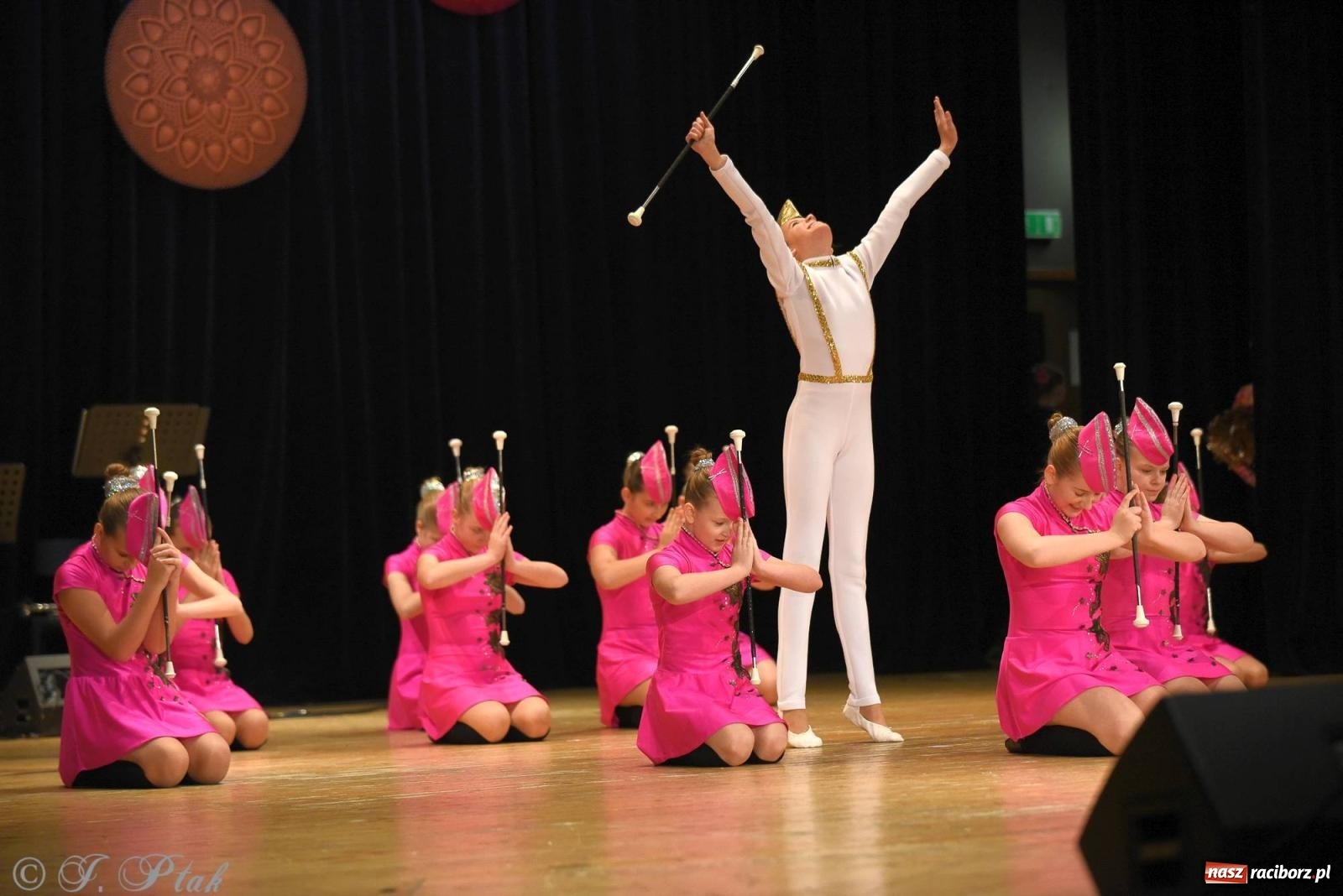 Zdjęcie w galerii na portalu naszraciborz.pl: Źródło i Patria zatańczyły dla Kubusia [FOTO i WIDEO] wiadomości z regionu