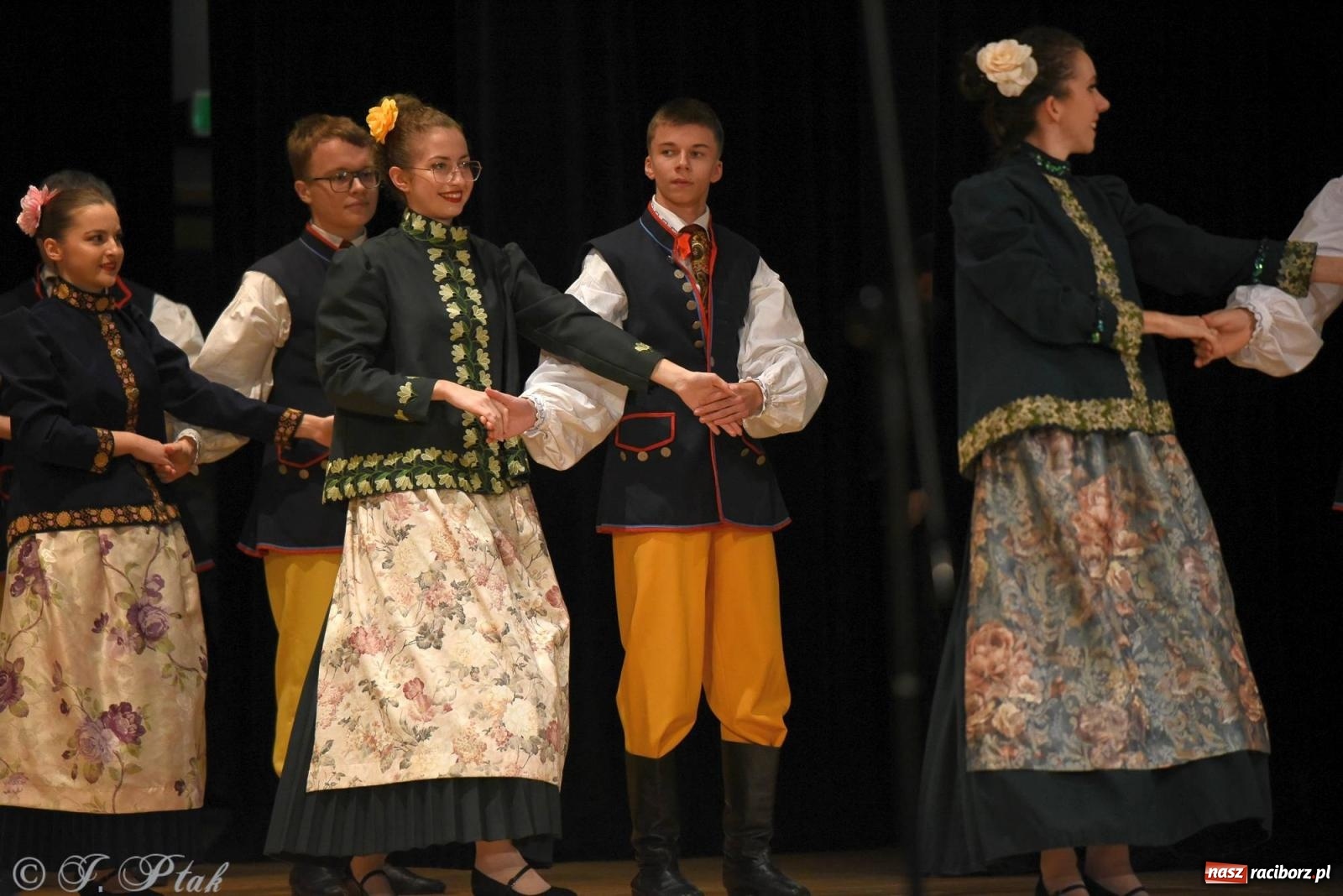 Zdjęcie w galerii na portalu naszraciborz.pl: Źródło i Patria zatańczyły dla Kubusia [FOTO i WIDEO] wiadomości z regionu