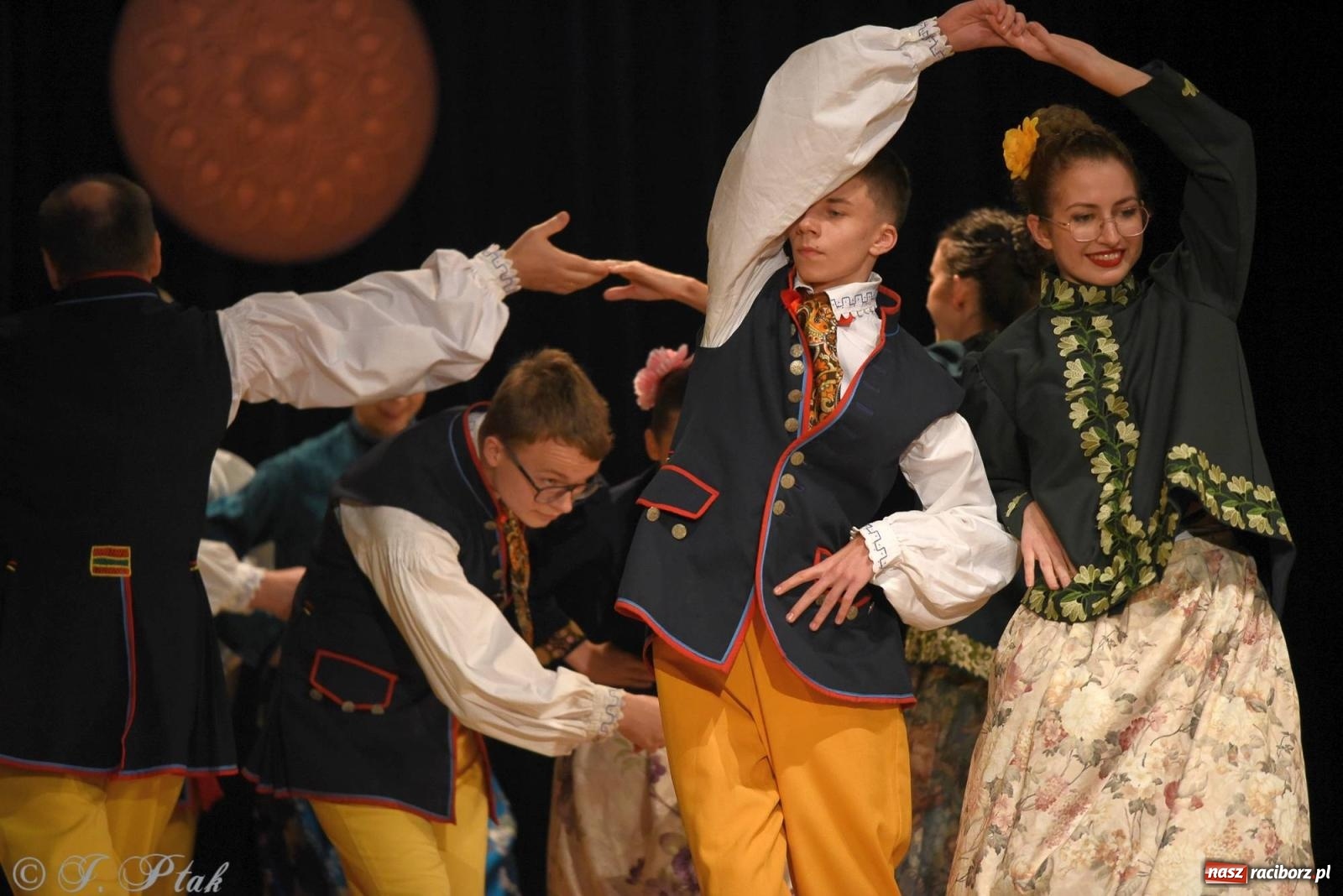 Zdjęcie w galerii na portalu naszraciborz.pl: Źródło i Patria zatańczyły dla Kubusia [FOTO i WIDEO] wiadomości z regionu