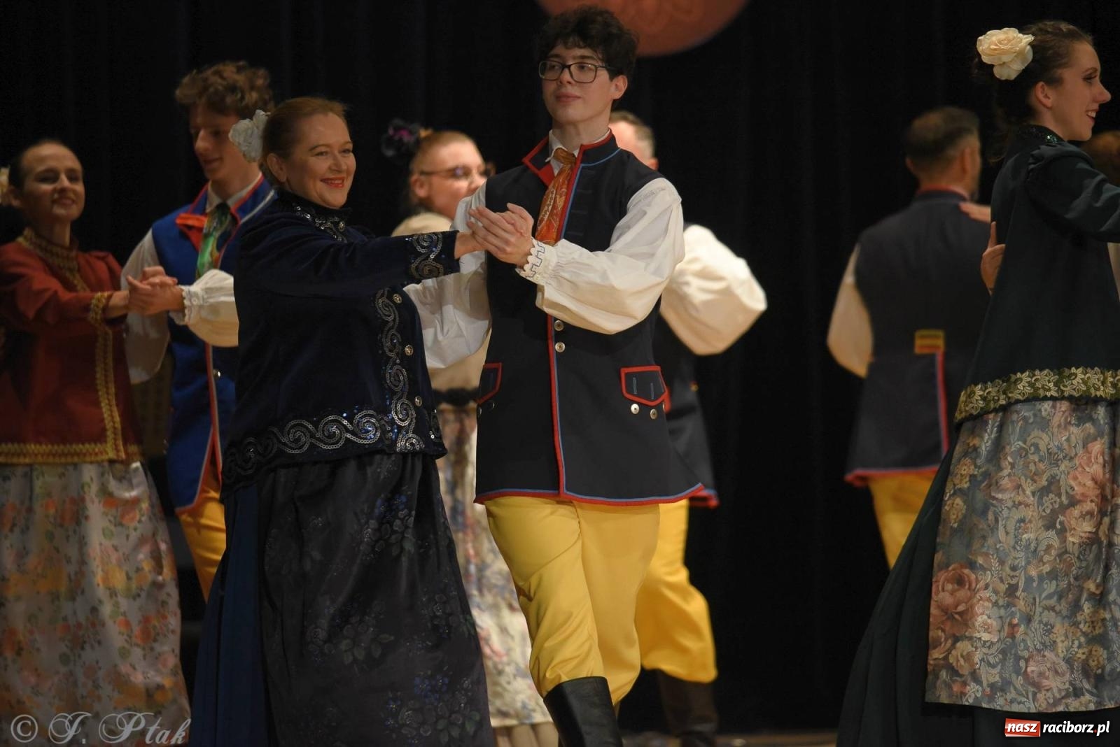 Zdjęcie w galerii na portalu naszraciborz.pl: Źródło i Patria zatańczyły dla Kubusia [FOTO i WIDEO] wiadomości z regionu