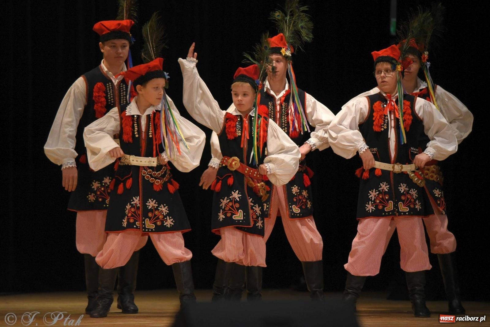 Zdjęcie w galerii na portalu naszraciborz.pl: Źródło i Patria zatańczyły dla Kubusia [FOTO i WIDEO] wiadomości z regionu