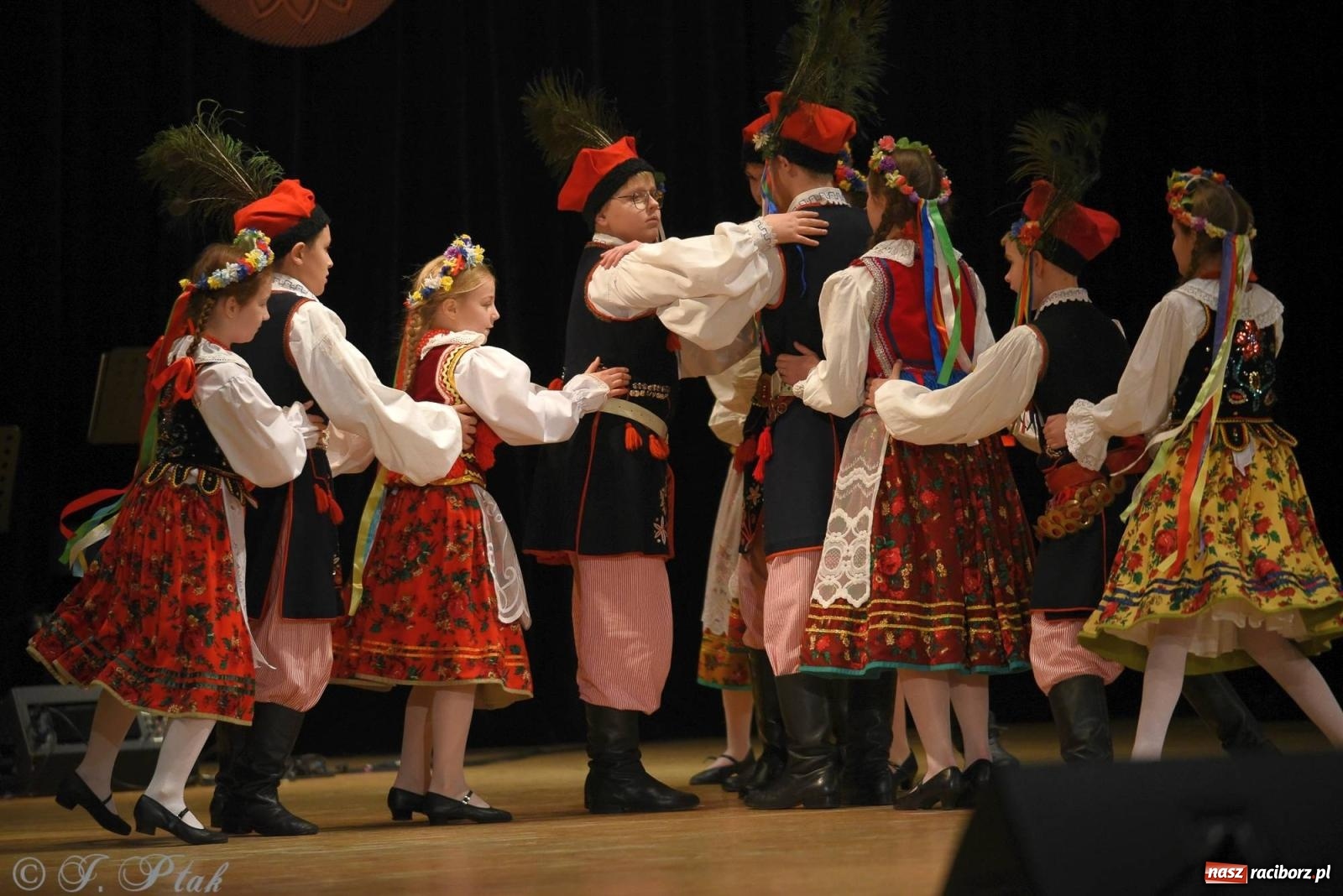 Zdjęcie w galerii na portalu naszraciborz.pl: Źródło i Patria zatańczyły dla Kubusia [FOTO i WIDEO] wiadomości z regionu