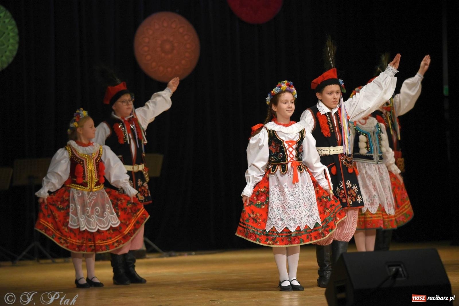 Zdjęcie w galerii na portalu naszraciborz.pl: Źródło i Patria zatańczyły dla Kubusia [FOTO i WIDEO] wiadomości z regionu