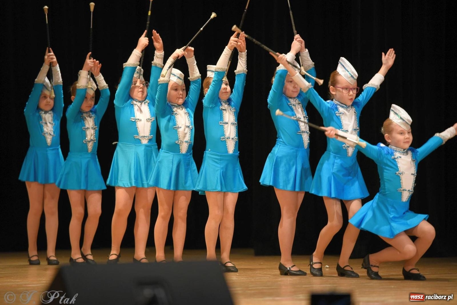 Zdjęcie w galerii na portalu naszraciborz.pl: Źródło i Patria zatańczyły dla Kubusia [FOTO i WIDEO] wiadomości z regionu