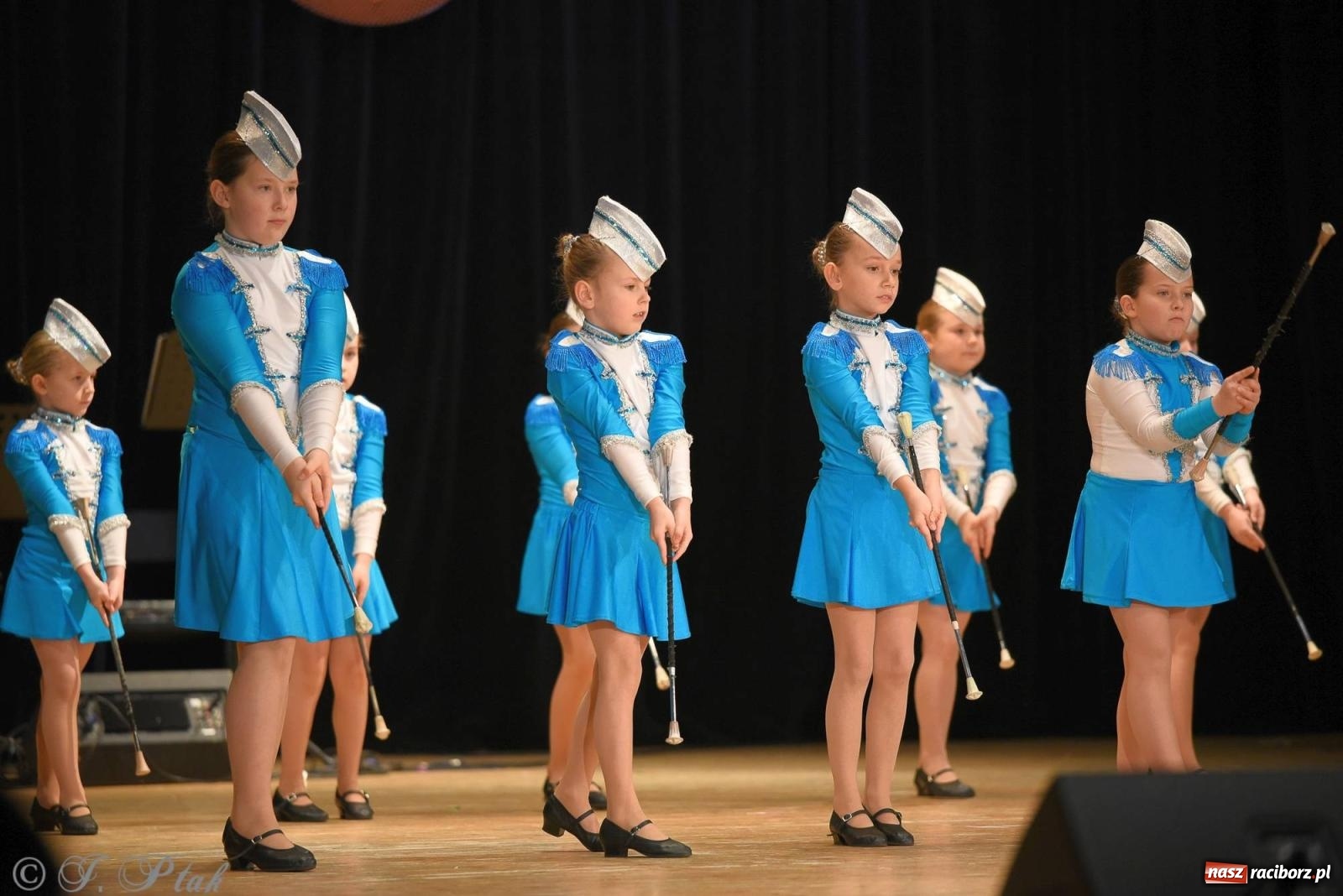 Zdjęcie w galerii na portalu naszraciborz.pl: Źródło i Patria zatańczyły dla Kubusia [FOTO i WIDEO] wiadomości z regionu