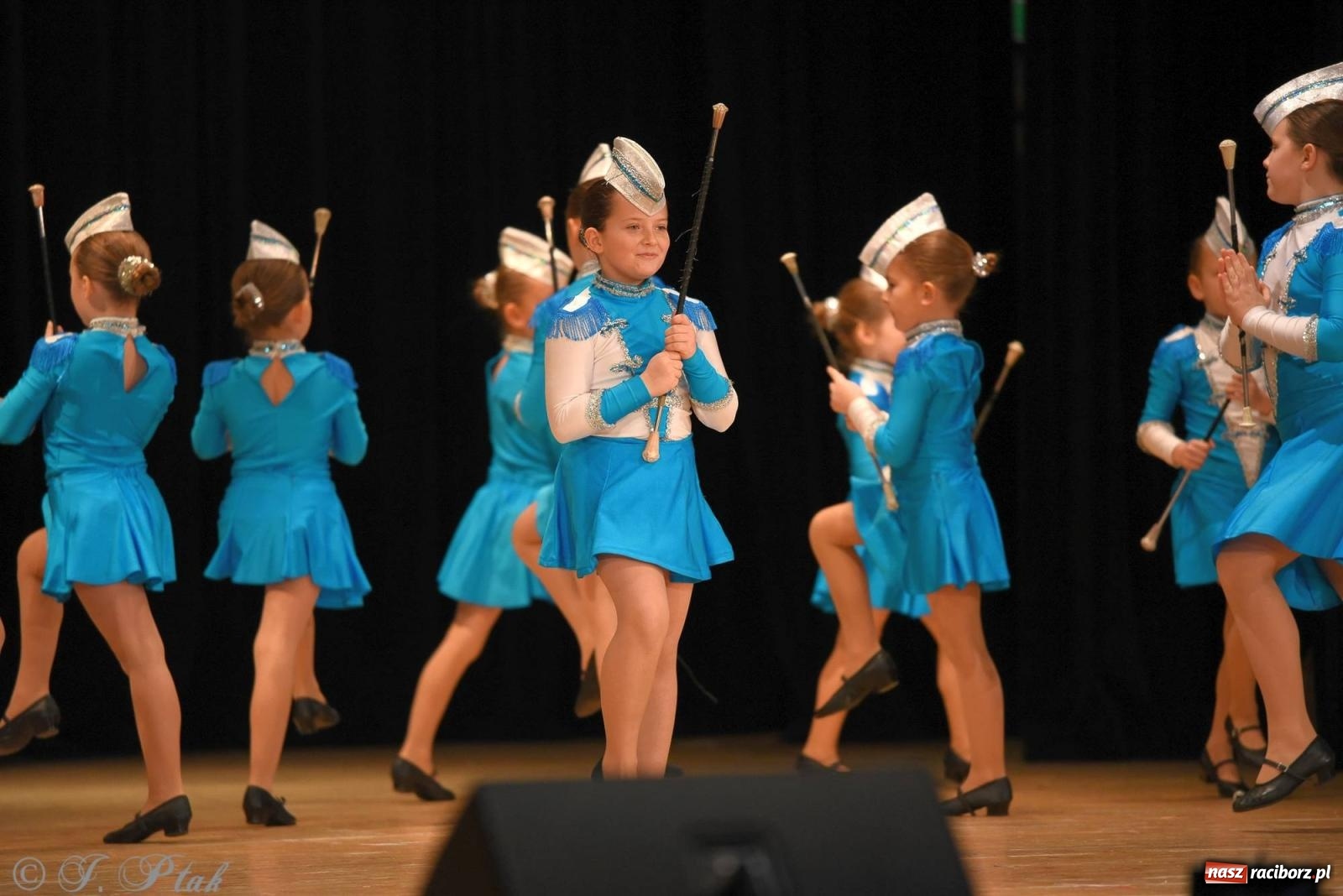 Zdjęcie w galerii na portalu naszraciborz.pl: Źródło i Patria zatańczyły dla Kubusia [FOTO i WIDEO] wiadomości z regionu