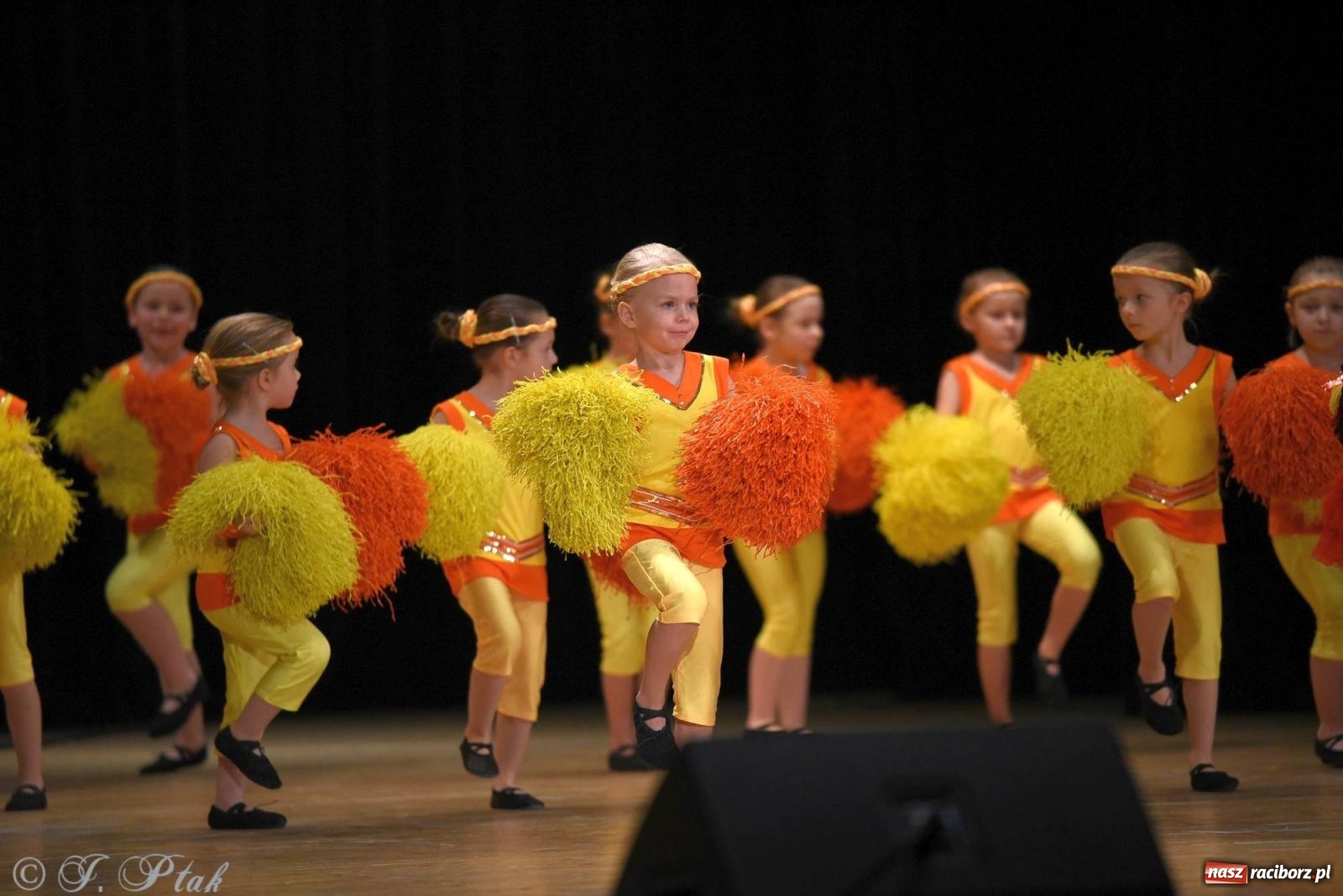 Zdjęcie w galerii na portalu naszraciborz.pl: Źródło i Patria zatańczyły dla Kubusia [FOTO i WIDEO] wiadomości z regionu