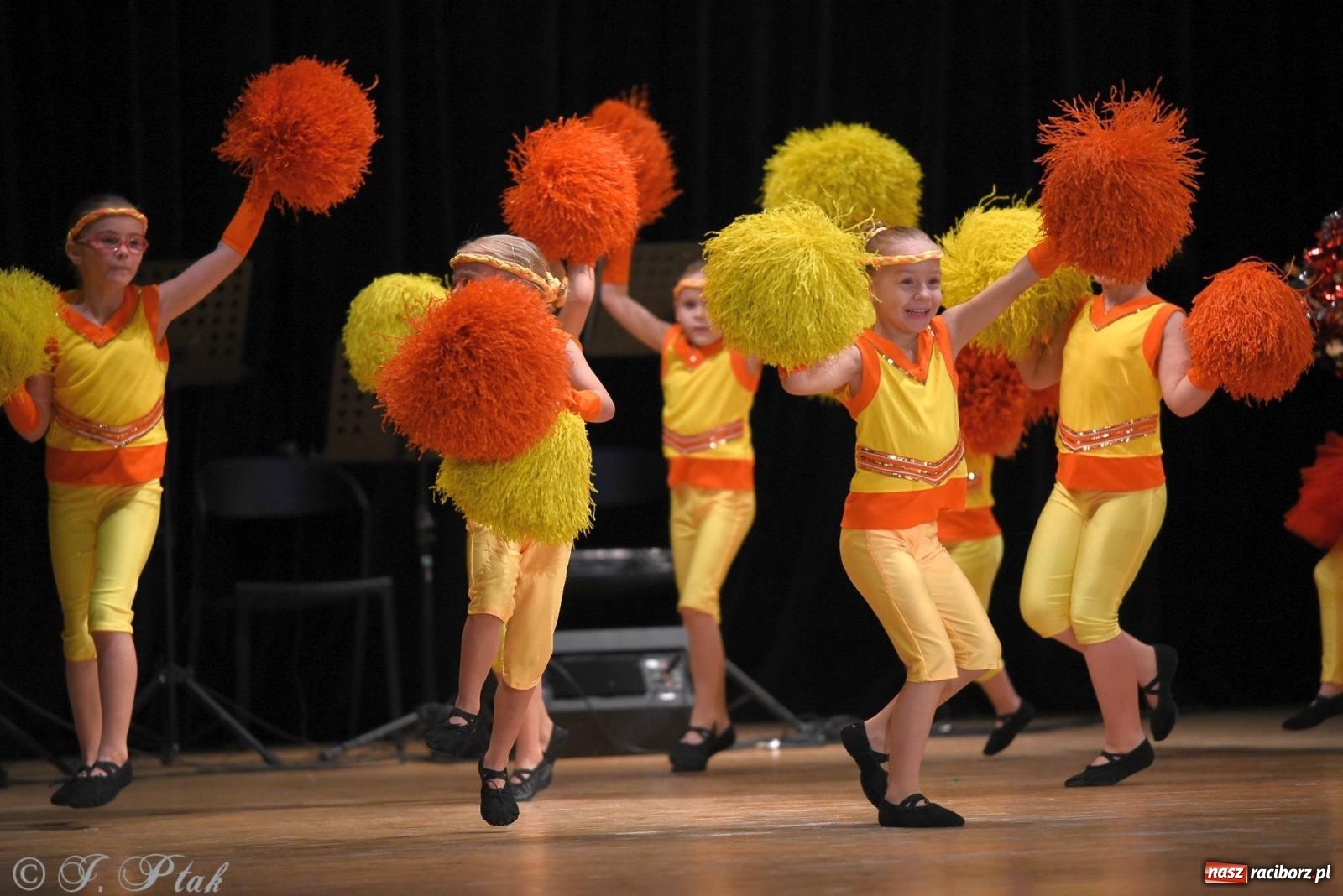 Zdjęcie w galerii na portalu naszraciborz.pl: Źródło i Patria zatańczyły dla Kubusia [FOTO i WIDEO] wiadomości z regionu