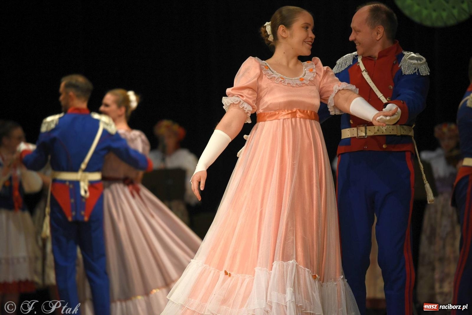 Zdjęcie w galerii na portalu naszraciborz.pl: Źródło i Patria zatańczyły dla Kubusia [FOTO i WIDEO] wiadomości z regionu