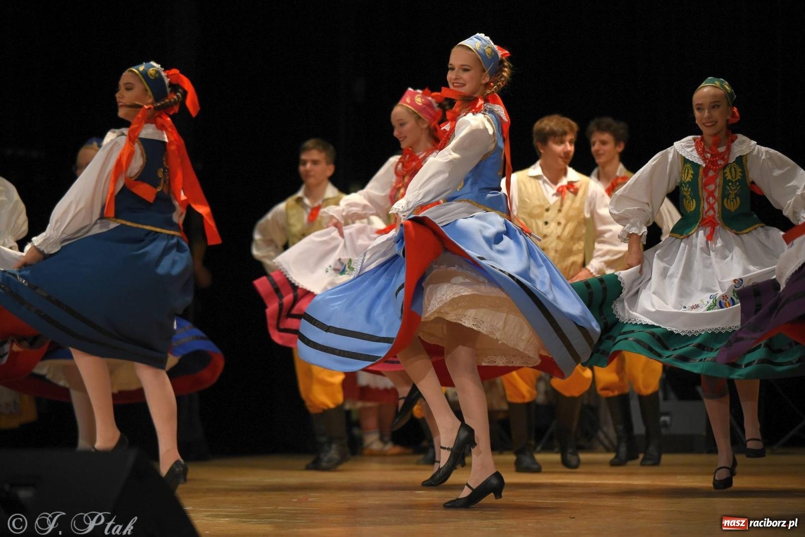 Zdjęcie w galerii na portalu naszraciborz.pl: Źródło i Patria zatańczyły dla Kubusia [FOTO i WIDEO] wiadomości z regionu
