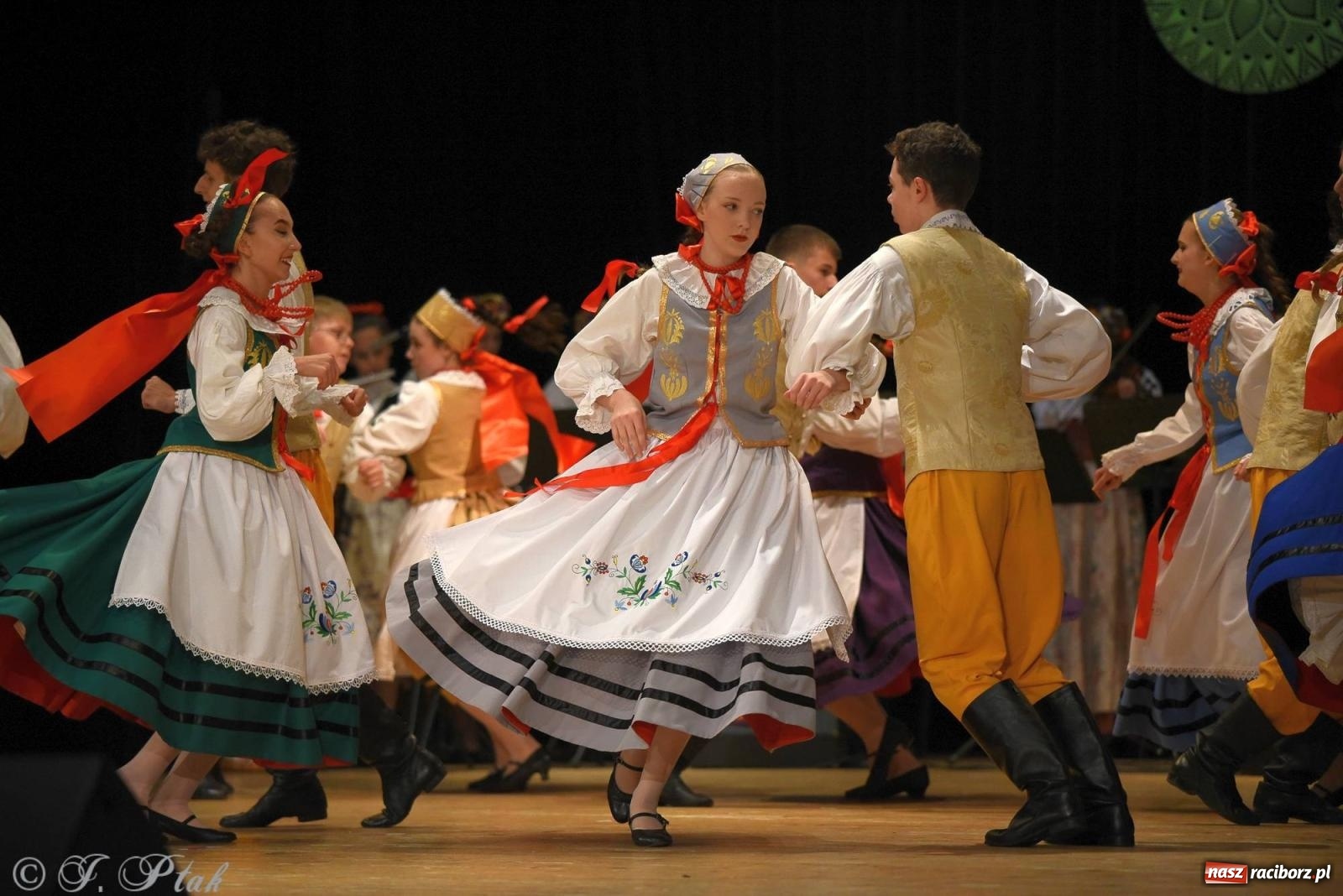 Zdjęcie w galerii na portalu naszraciborz.pl: Źródło i Patria zatańczyły dla Kubusia [FOTO i WIDEO] wiadomości z regionu