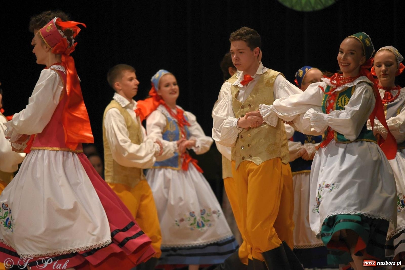 Zdjęcie w galerii na portalu naszraciborz.pl: Źródło i Patria zatańczyły dla Kubusia [FOTO i WIDEO] wiadomości z regionu