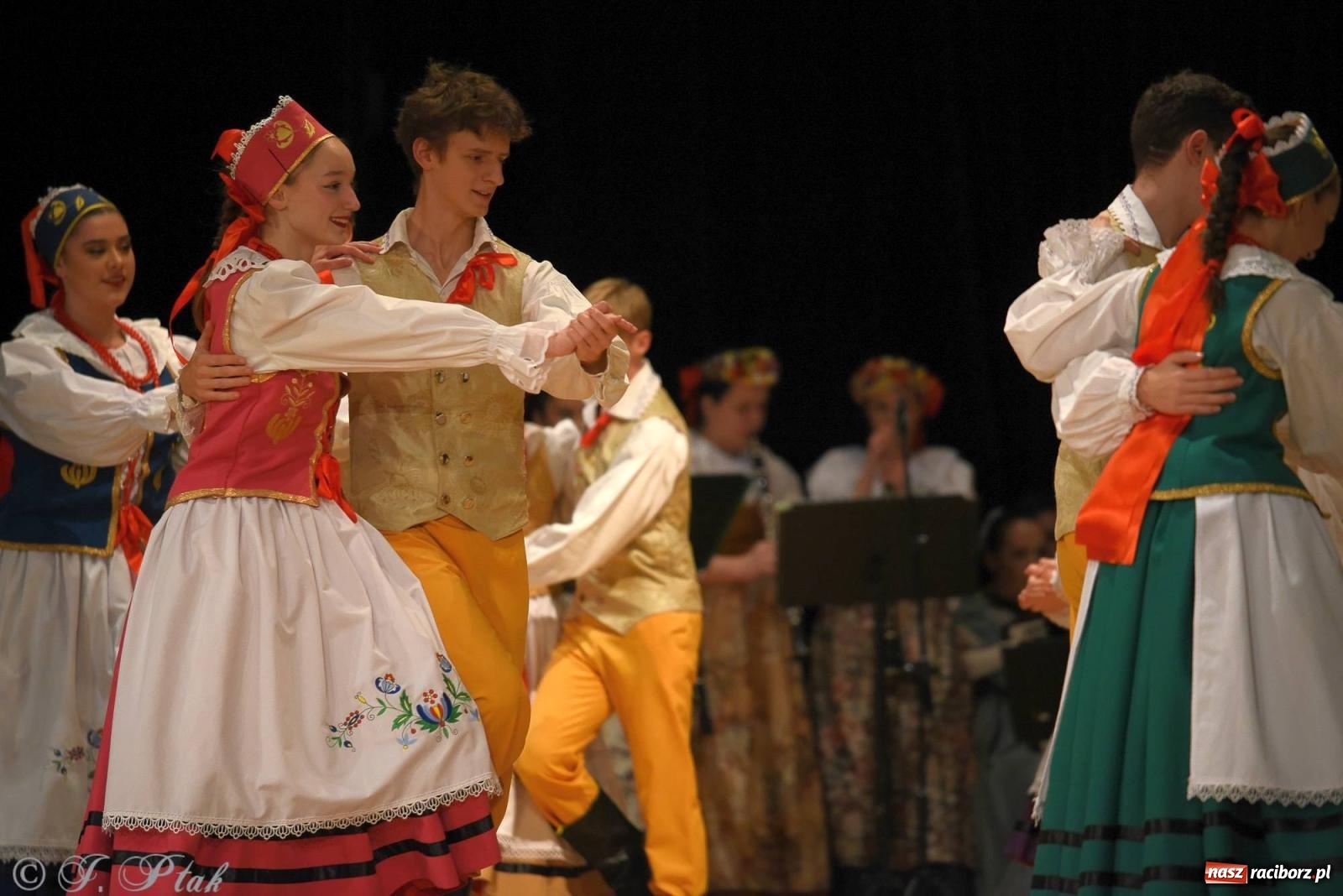 Zdjęcie w galerii na portalu naszraciborz.pl: Źródło i Patria zatańczyły dla Kubusia [FOTO i WIDEO] wiadomości z regionu