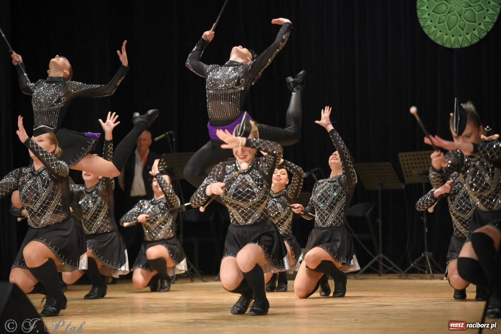 Zdjęcie w galerii na portalu naszraciborz.pl: Źródło i Patria zatańczyły dla Kubusia [FOTO i WIDEO] wiadomości z regionu