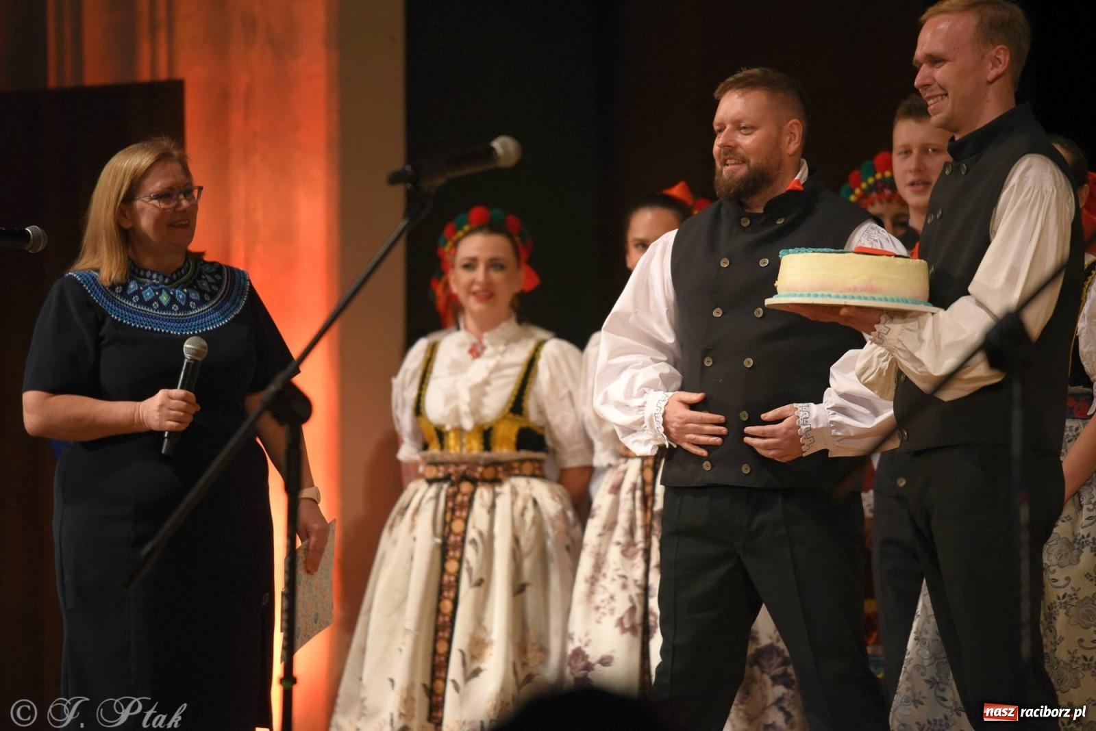 Zdjęcie w galerii na portalu naszraciborz.pl: Źródło i Patria zatańczyły dla Kubusia [FOTO i WIDEO] wiadomości z regionu