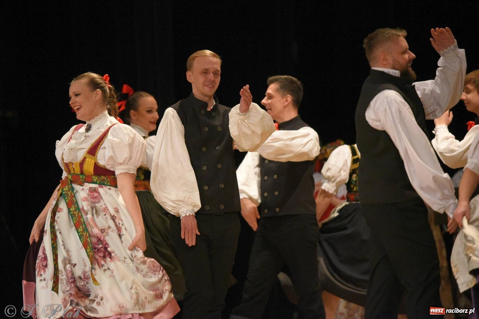 Zdjęcie w galerii na portalu naszraciborz.pl: Źródło i Patria zatańczyły dla Kubusia [FOTO i WIDEO] wiadomości z regionu