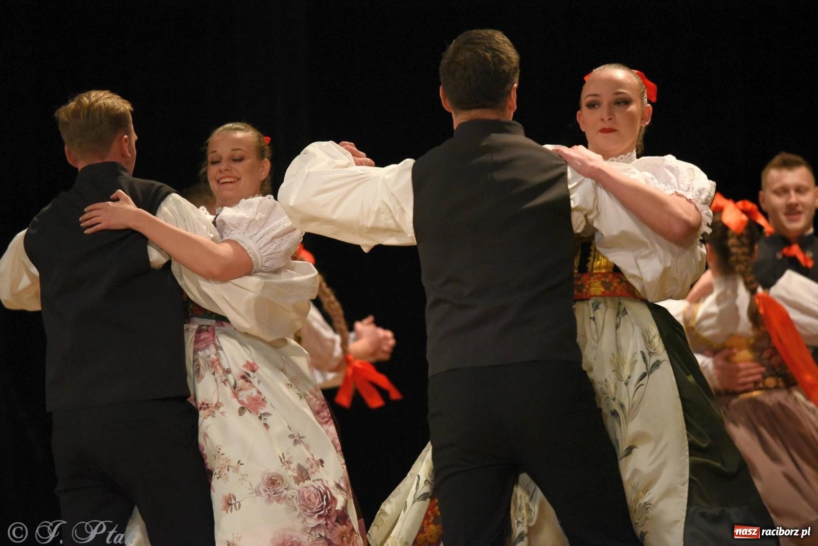 Zdjęcie w galerii na portalu naszraciborz.pl: Źródło i Patria zatańczyły dla Kubusia [FOTO i WIDEO] wiadomości z regionu
