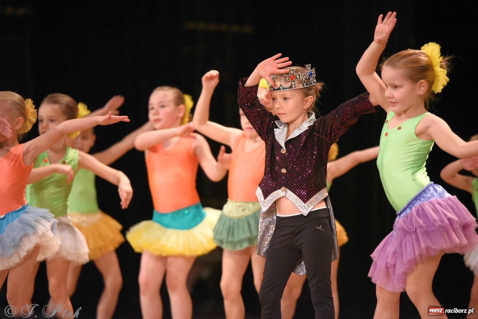 Zdjęcie w galerii na portalu naszraciborz.pl: Źródło i Patria zatańczyły dla Kubusia [FOTO i WIDEO] wiadomości z regionu