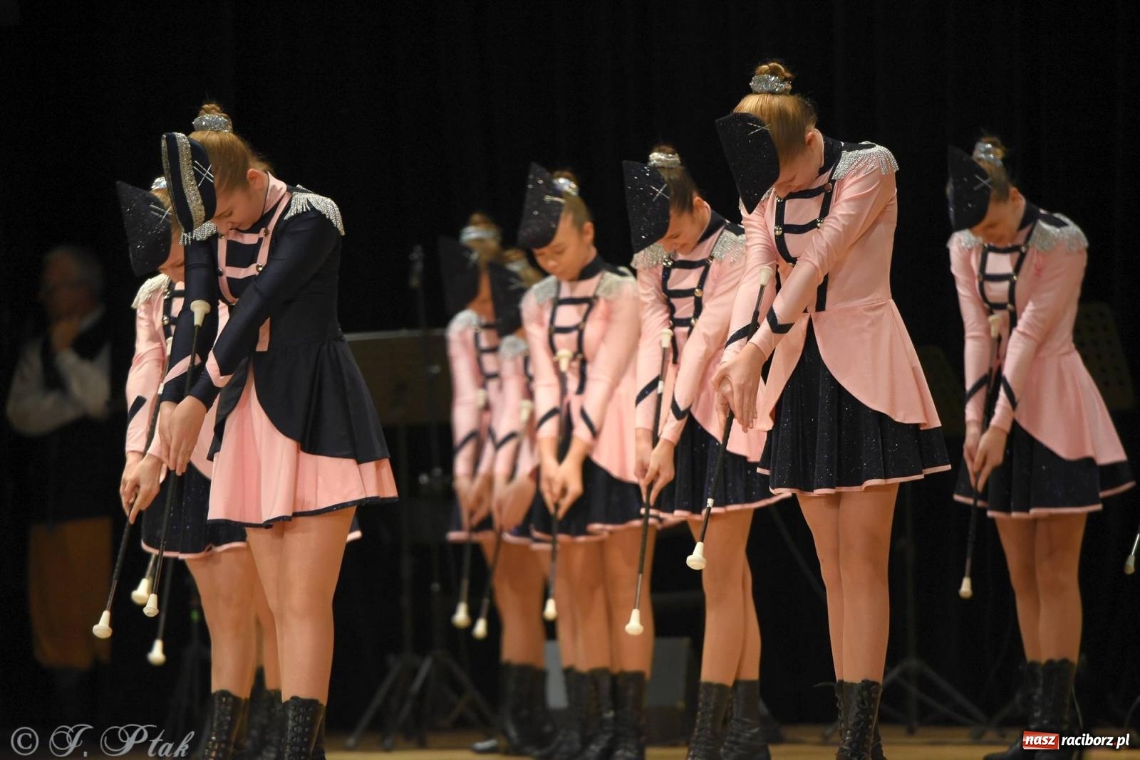 Zdjęcie w galerii na portalu naszraciborz.pl: Źródło i Patria zatańczyły dla Kubusia [FOTO i WIDEO] wiadomości z regionu