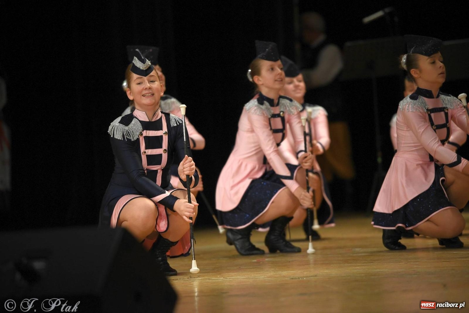 Zdjęcie w galerii na portalu naszraciborz.pl: Źródło i Patria zatańczyły dla Kubusia [FOTO i WIDEO] wiadomości z regionu