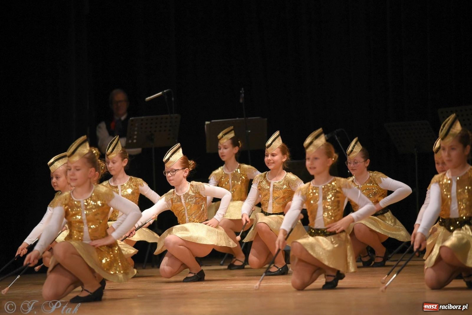Zdjęcie w galerii na portalu naszraciborz.pl: Źródło i Patria zatańczyły dla Kubusia [FOTO i WIDEO] wiadomości z regionu