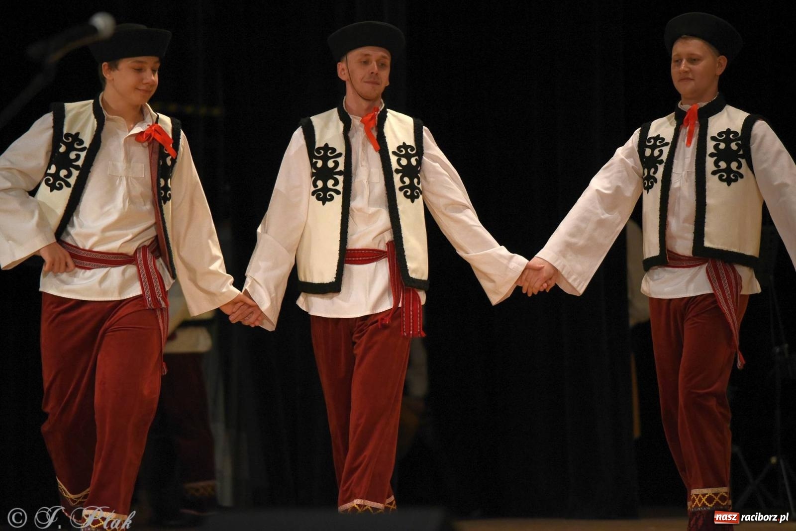 Zdjęcie w galerii na portalu naszraciborz.pl: Źródło i Patria zatańczyły dla Kubusia [FOTO i WIDEO] wiadomości z regionu