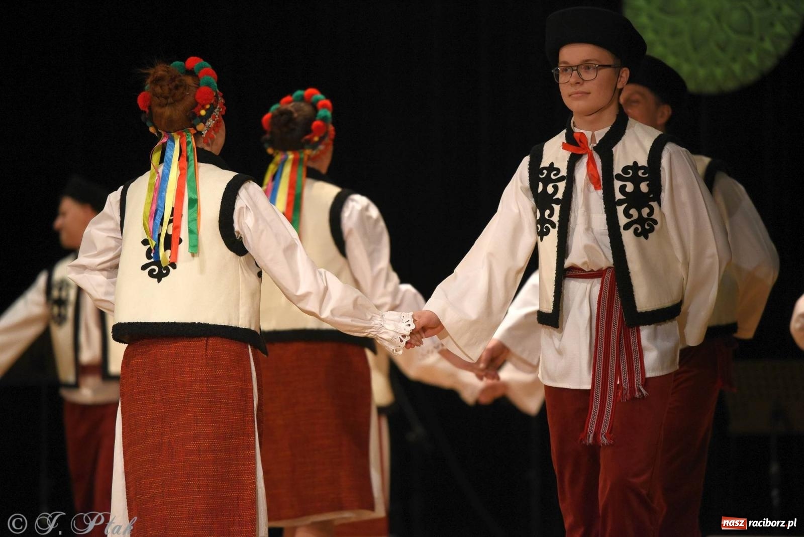 Zdjęcie w galerii na portalu naszraciborz.pl: Źródło i Patria zatańczyły dla Kubusia [FOTO i WIDEO] wiadomości z regionu