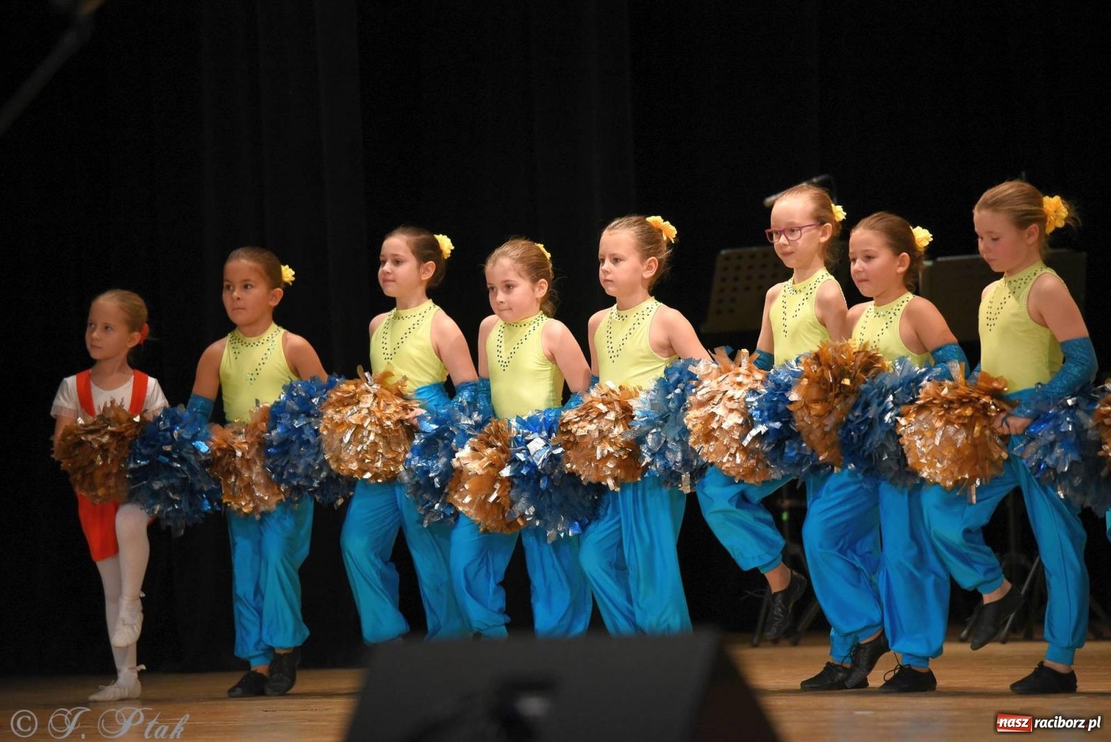 Zdjęcie w galerii na portalu naszraciborz.pl: Źródło i Patria zatańczyły dla Kubusia [FOTO i WIDEO] wiadomości z regionu