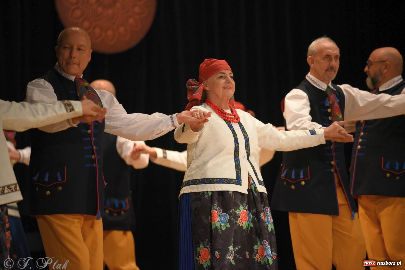 Zdjęcie w galerii na portalu naszraciborz.pl: Źródło i Patria zatańczyły dla Kubusia [FOTO i WIDEO] wiadomości z regionu