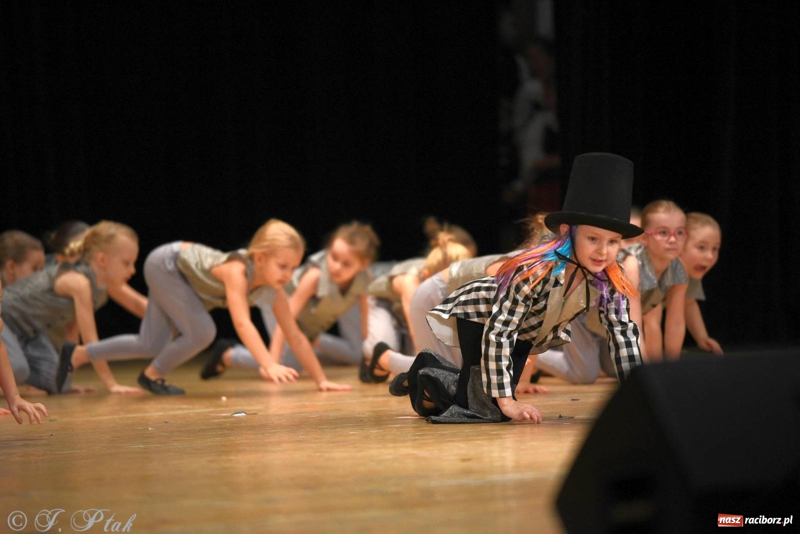 Zdjęcie w galerii na portalu naszraciborz.pl: Źródło i Patria zatańczyły dla Kubusia [FOTO i WIDEO] wiadomości z regionu