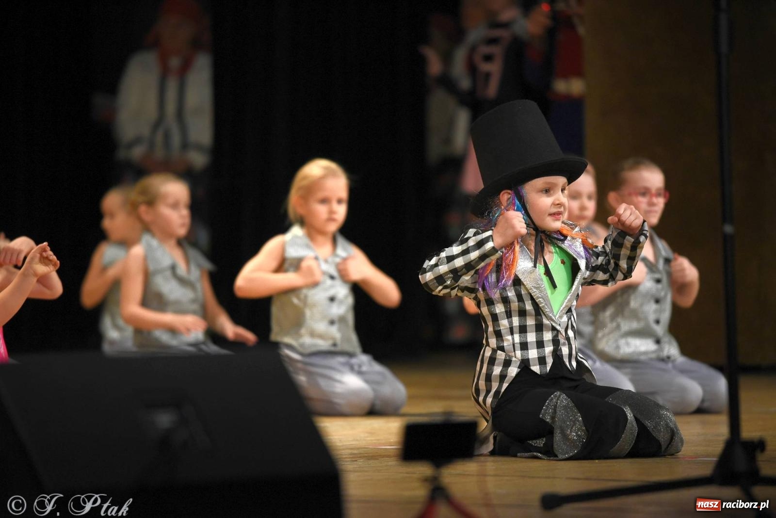 Zdjęcie w galerii na portalu naszraciborz.pl: Źródło i Patria zatańczyły dla Kubusia [FOTO i WIDEO] wiadomości z regionu