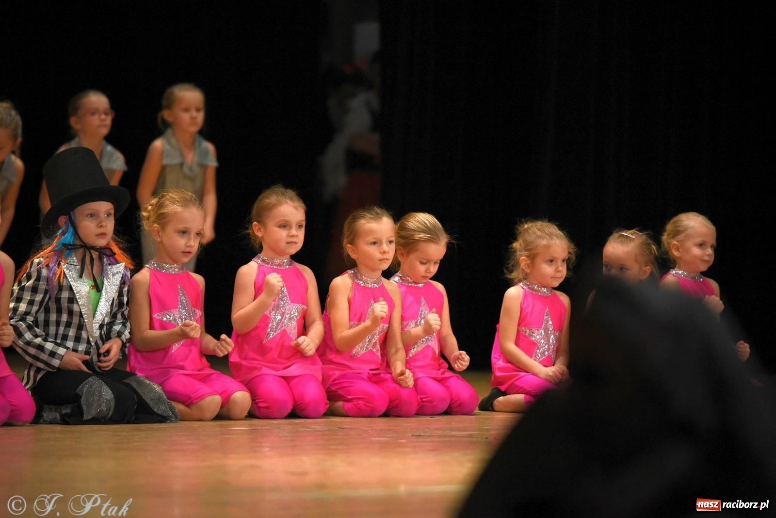 Zdjęcie w galerii na portalu naszraciborz.pl: Źródło i Patria zatańczyły dla Kubusia [FOTO i WIDEO] wiadomości z regionu