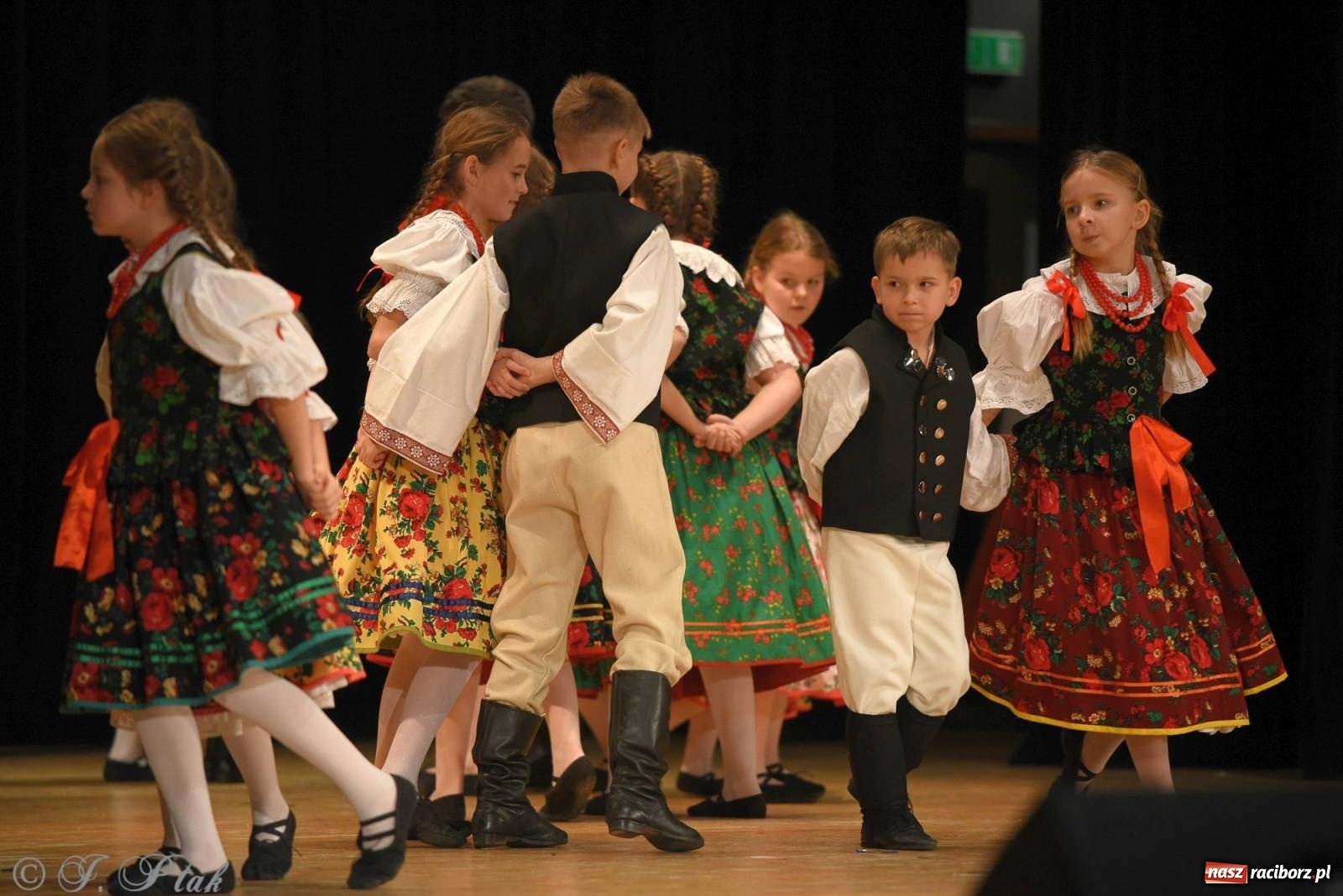 Zdjęcie w galerii na portalu naszraciborz.pl: Źródło i Patria zatańczyły dla Kubusia [FOTO i WIDEO] wiadomości z regionu
