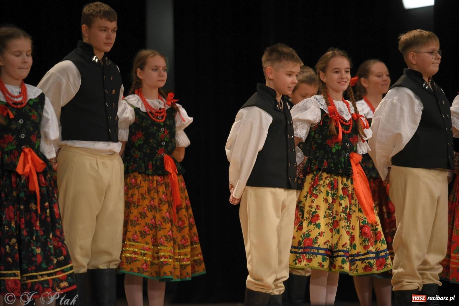 Zdjęcie w galerii na portalu naszraciborz.pl: Źródło i Patria zatańczyły dla Kubusia [FOTO i WIDEO] wiadomości z regionu