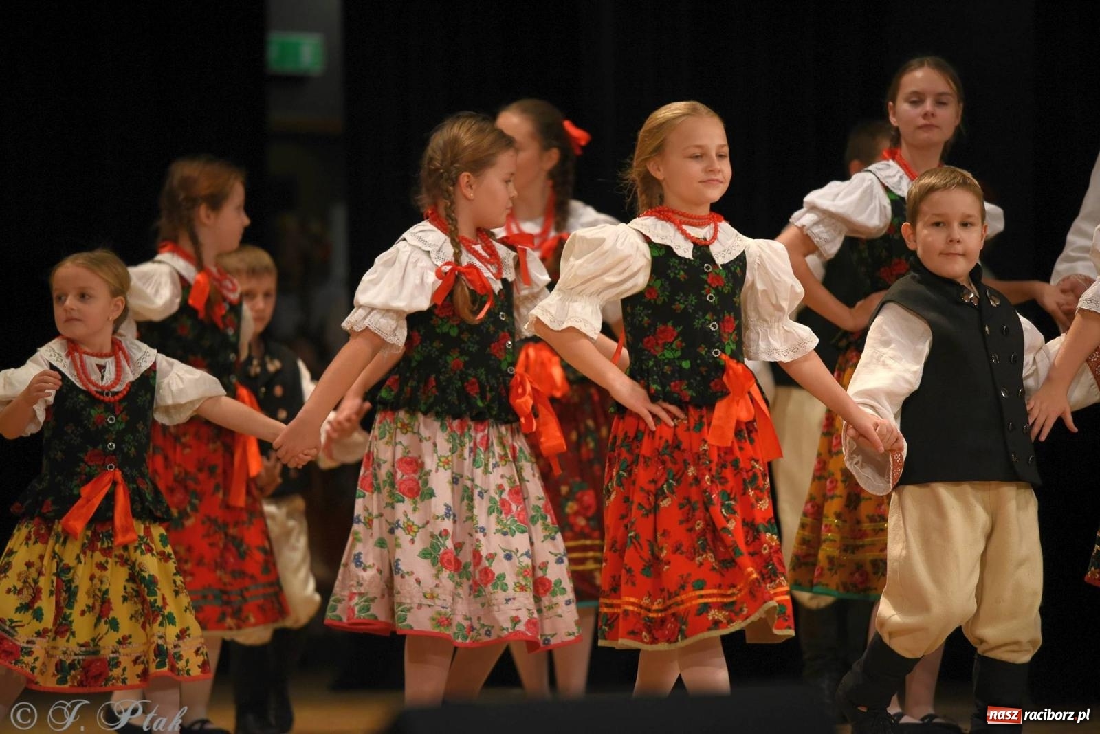 Zdjęcie w galerii na portalu naszraciborz.pl: Źródło i Patria zatańczyły dla Kubusia [FOTO i WIDEO] wiadomości z regionu