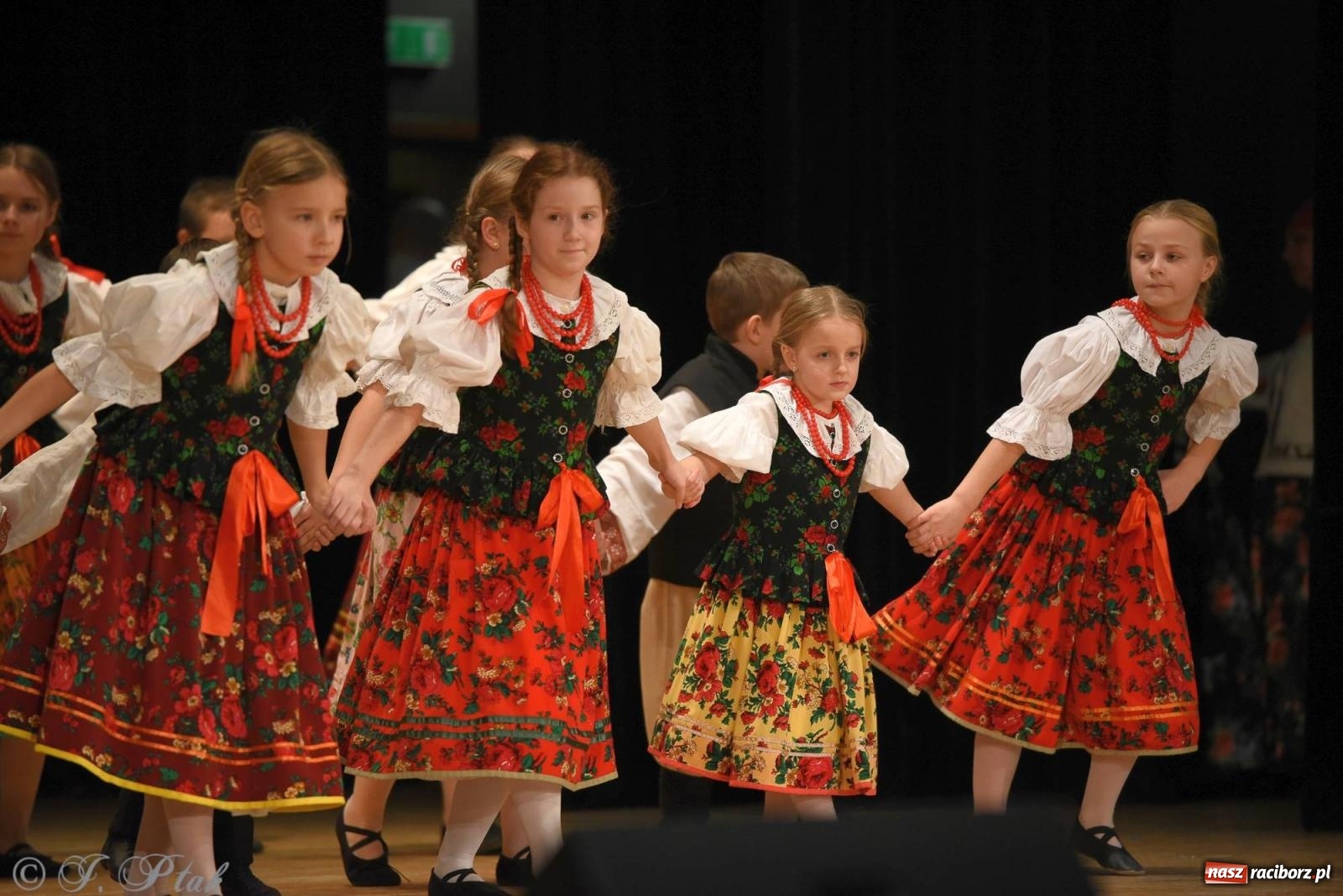 Zdjęcie w galerii na portalu naszraciborz.pl: Źródło i Patria zatańczyły dla Kubusia [FOTO i WIDEO] wiadomości z regionu