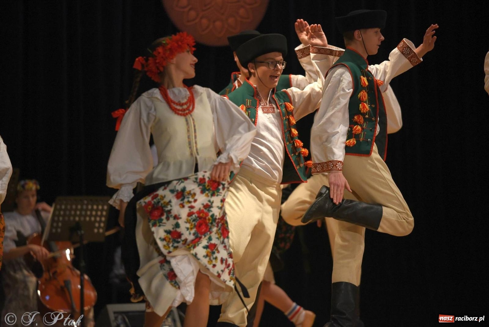 Zdjęcie w galerii na portalu naszraciborz.pl: Źródło i Patria zatańczyły dla Kubusia [FOTO i WIDEO] wiadomości z regionu