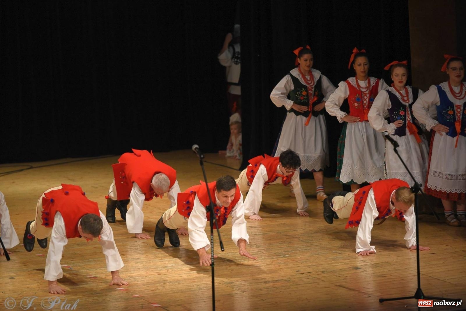Zdjęcie w galerii na portalu naszraciborz.pl: Źródło i Patria zatańczyły dla Kubusia [FOTO i WIDEO] wiadomości z regionu