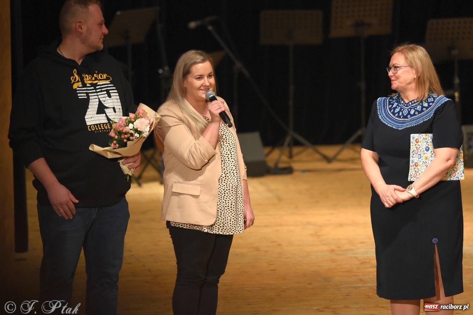 Zdjęcie w galerii na portalu naszraciborz.pl: Źródło i Patria zatańczyły dla Kubusia [FOTO i WIDEO] wiadomości z regionu