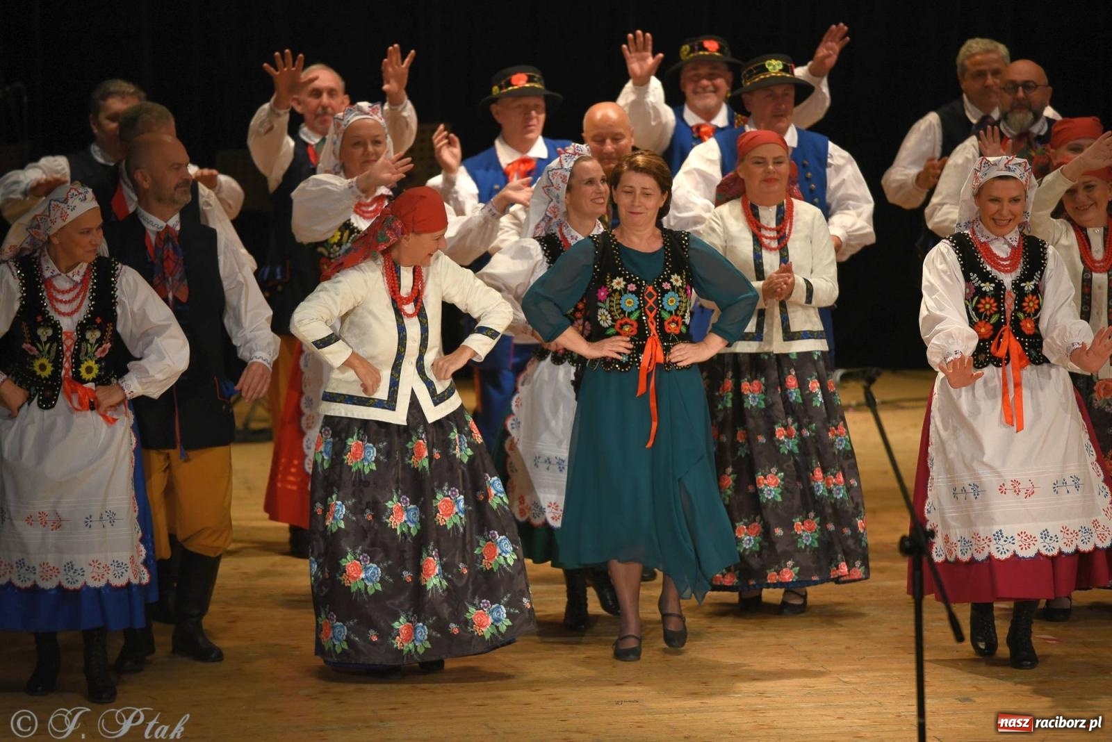 Zdjęcie w galerii na portalu naszraciborz.pl: Źródło i Patria zatańczyły dla Kubusia [FOTO i WIDEO] wiadomości z regionu