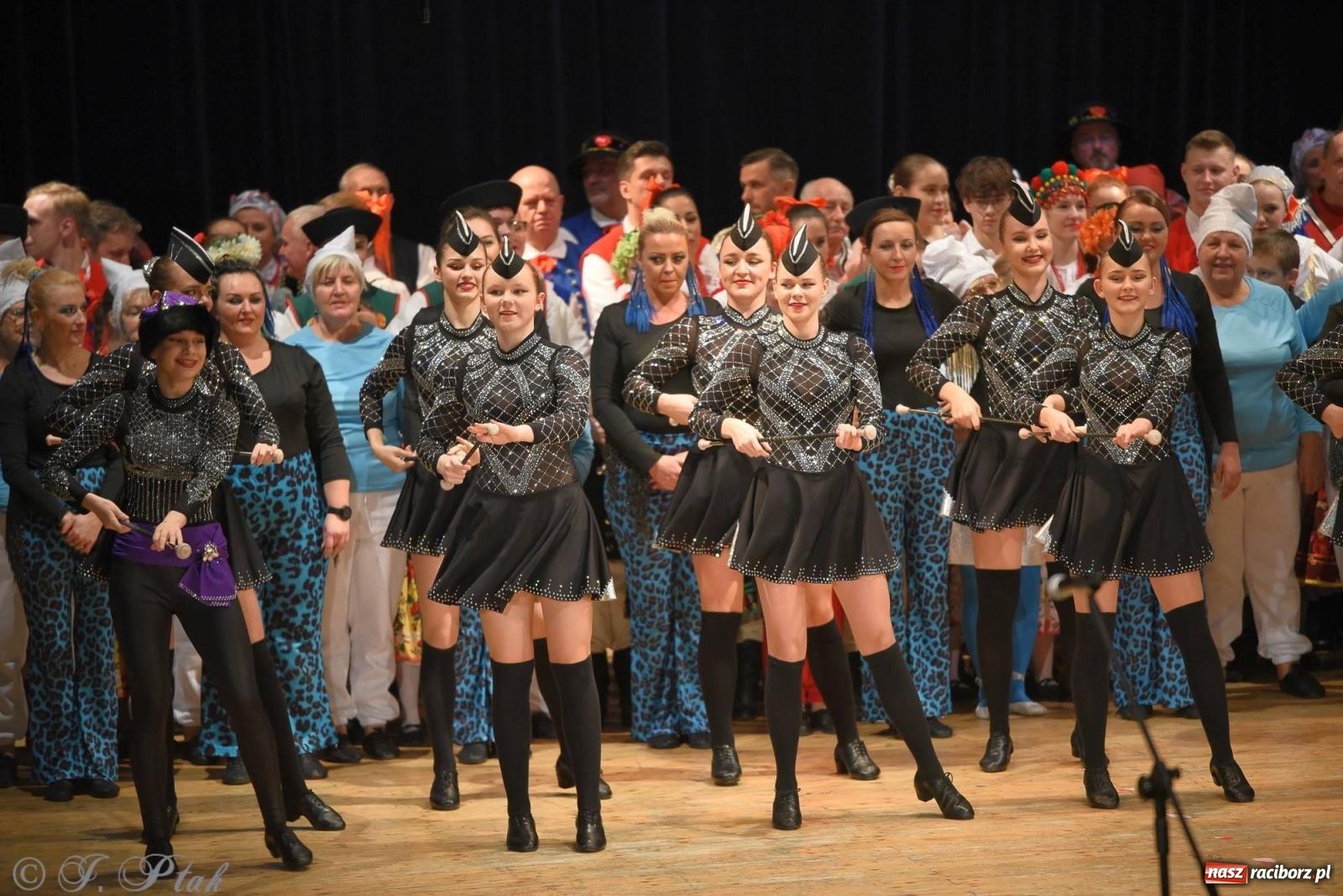 Zdjęcie w galerii na portalu naszraciborz.pl: Źródło i Patria zatańczyły dla Kubusia [FOTO i WIDEO] wiadomości z regionu