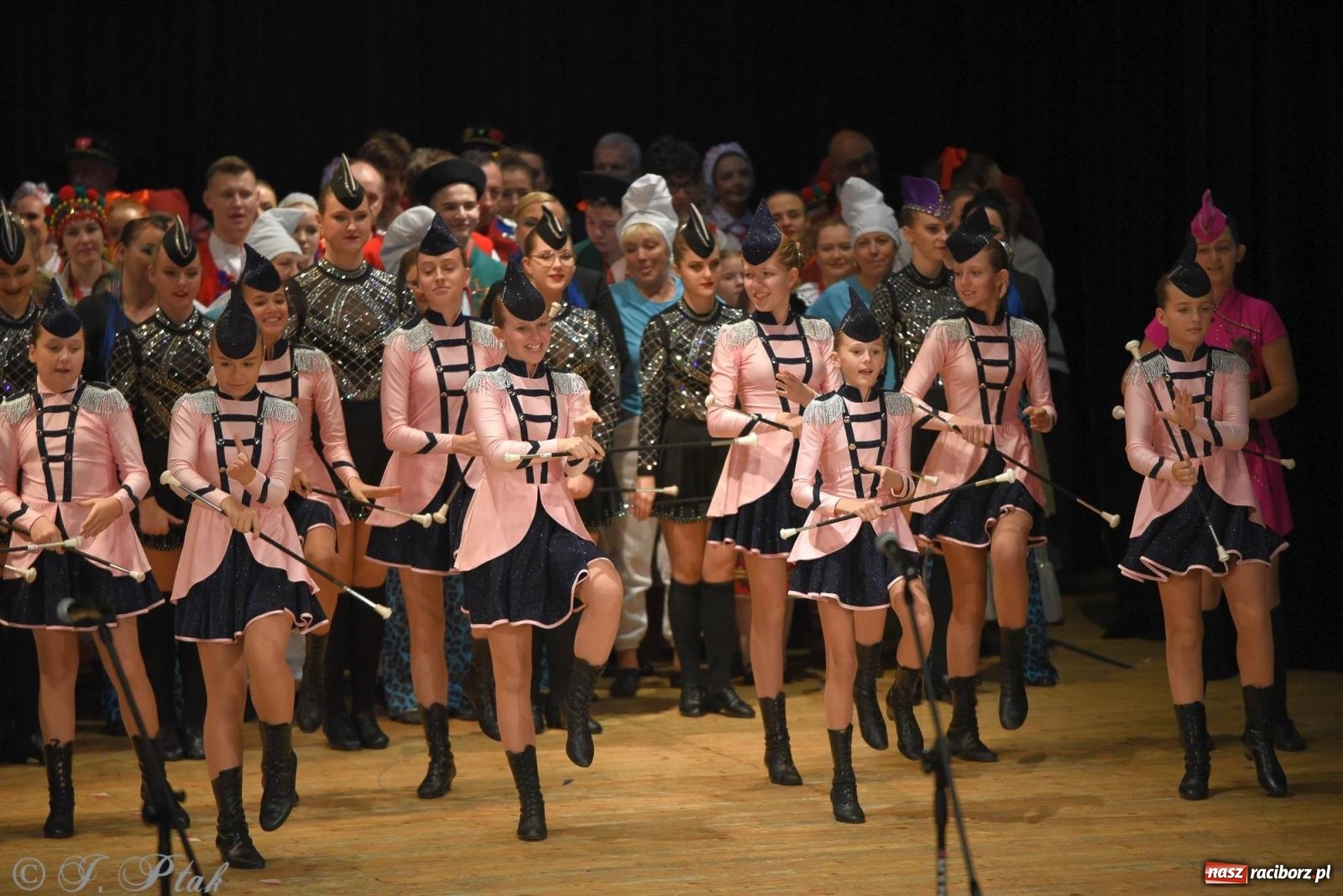 Zdjęcie w galerii na portalu naszraciborz.pl: Źródło i Patria zatańczyły dla Kubusia [FOTO i WIDEO] wiadomości z regionu
