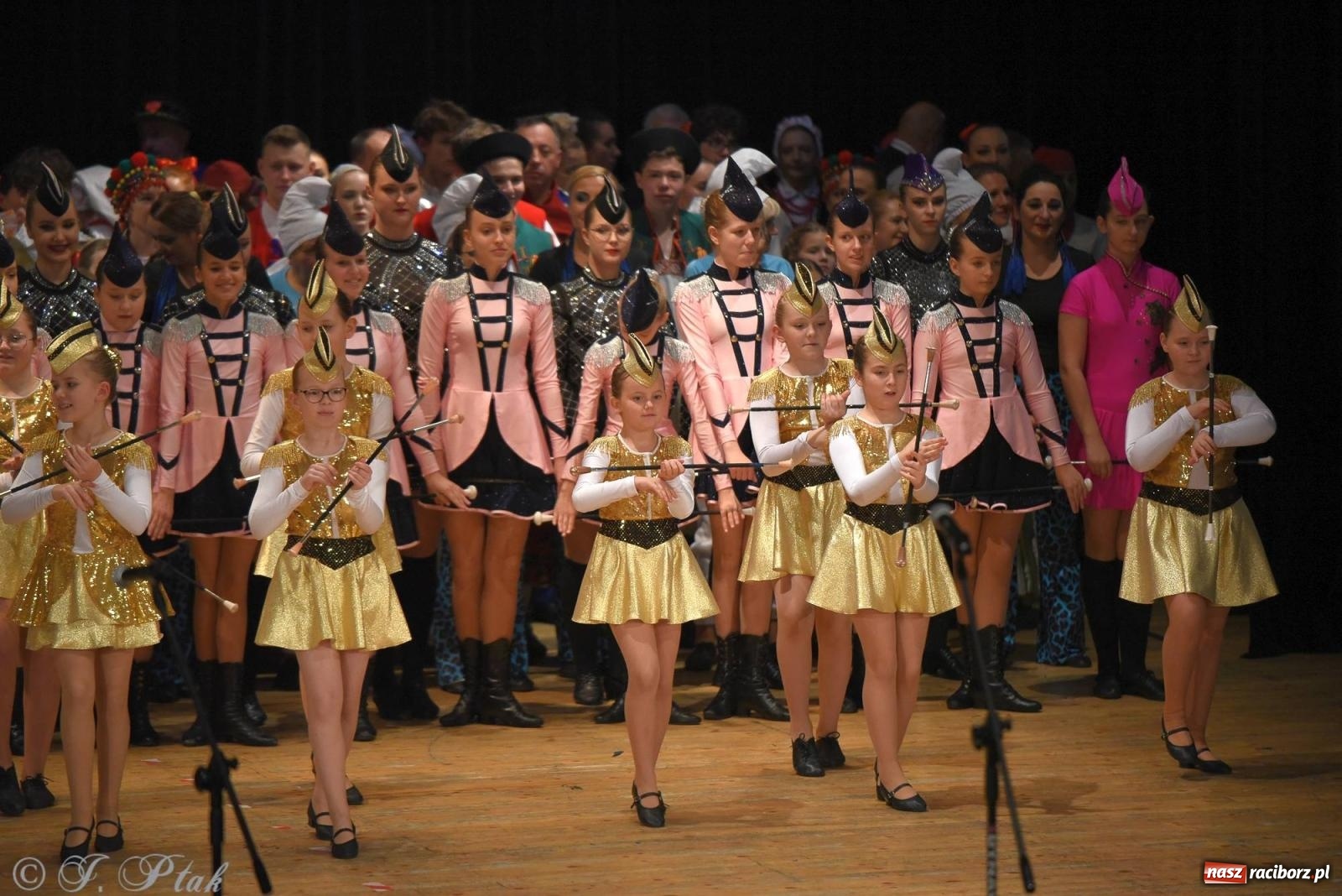 Zdjęcie w galerii na portalu naszraciborz.pl: Źródło i Patria zatańczyły dla Kubusia [FOTO i WIDEO] wiadomości z regionu