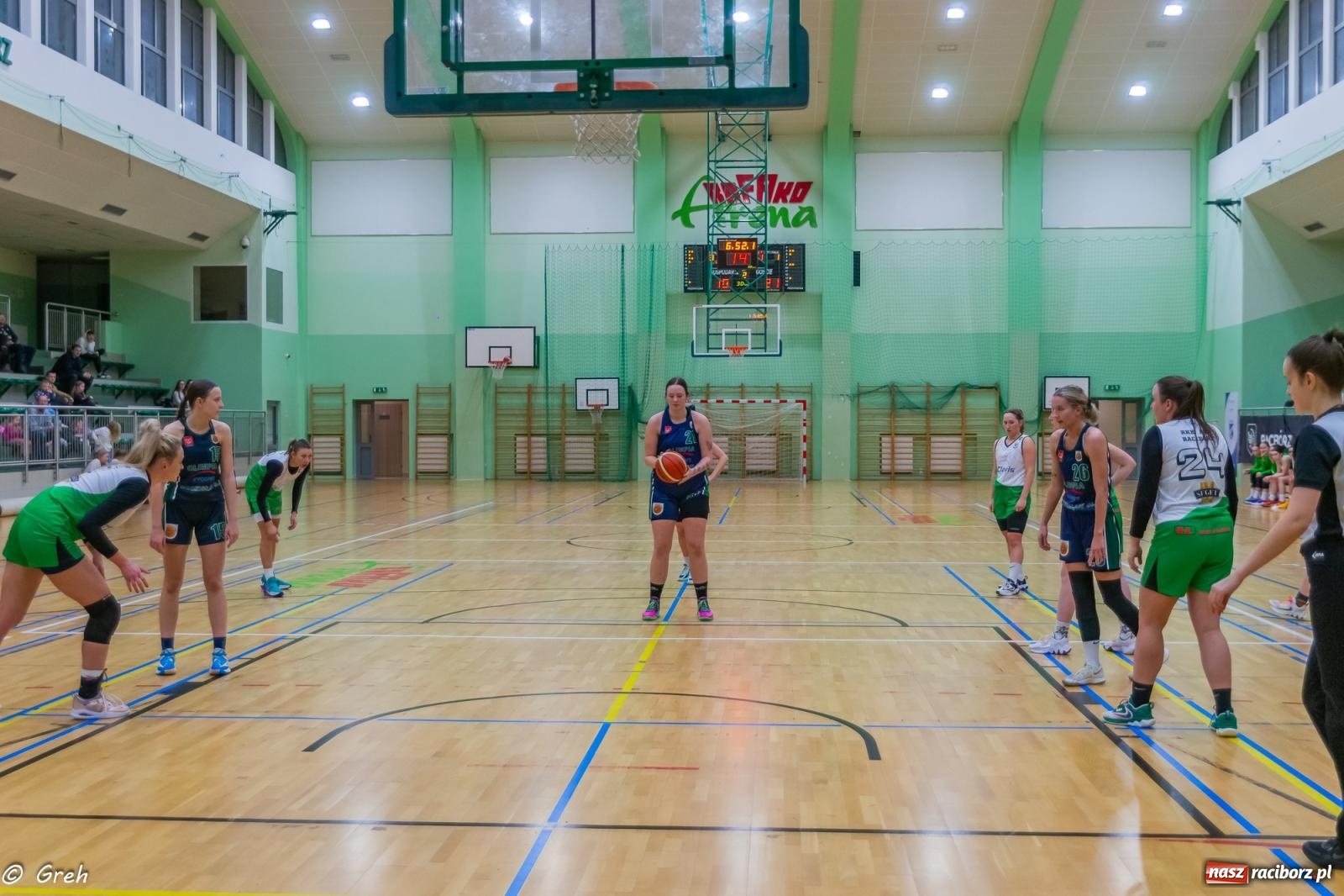 Zdjęcie w galerii na portalu naszraciborz.pl: Koszykówka. Walka do ostatniej syreny. Lider odrobinę lepszy [FOTO i WIDEO] wiadomości z regionu