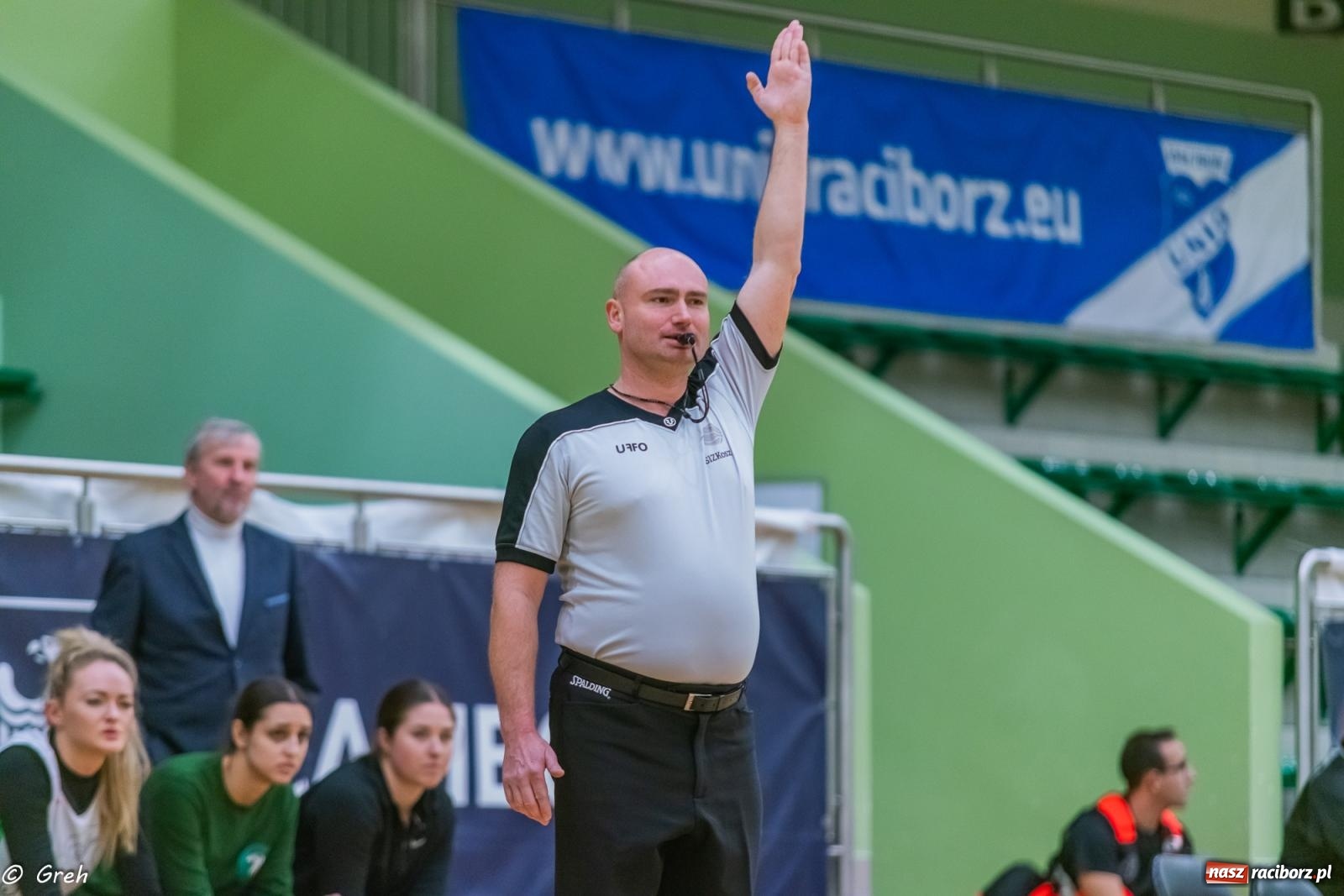 Zdjęcie w galerii na portalu naszraciborz.pl: Koszykówka. Walka do ostatniej syreny. Lider odrobinę lepszy [FOTO i WIDEO] wiadomości z regionu
