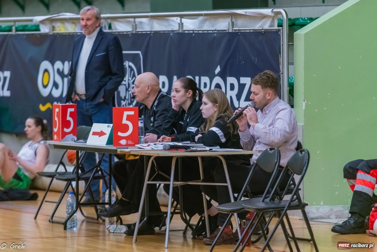 Zdjęcie w galerii na portalu naszraciborz.pl: Koszykówka. Walka do ostatniej syreny. Lider odrobinę lepszy [FOTO i WIDEO] wiadomości z regionu