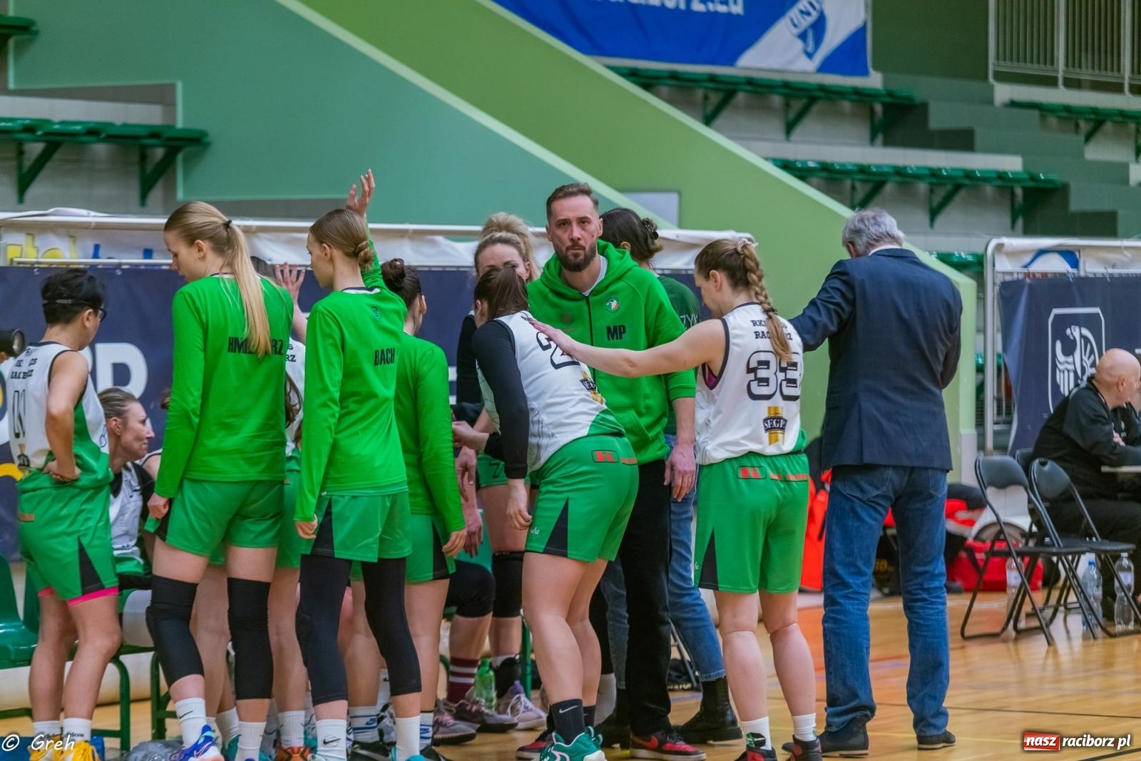 Zdjęcie w galerii na portalu naszraciborz.pl: Koszykówka. Walka do ostatniej syreny. Lider odrobinę lepszy [FOTO i WIDEO] wiadomości z regionu