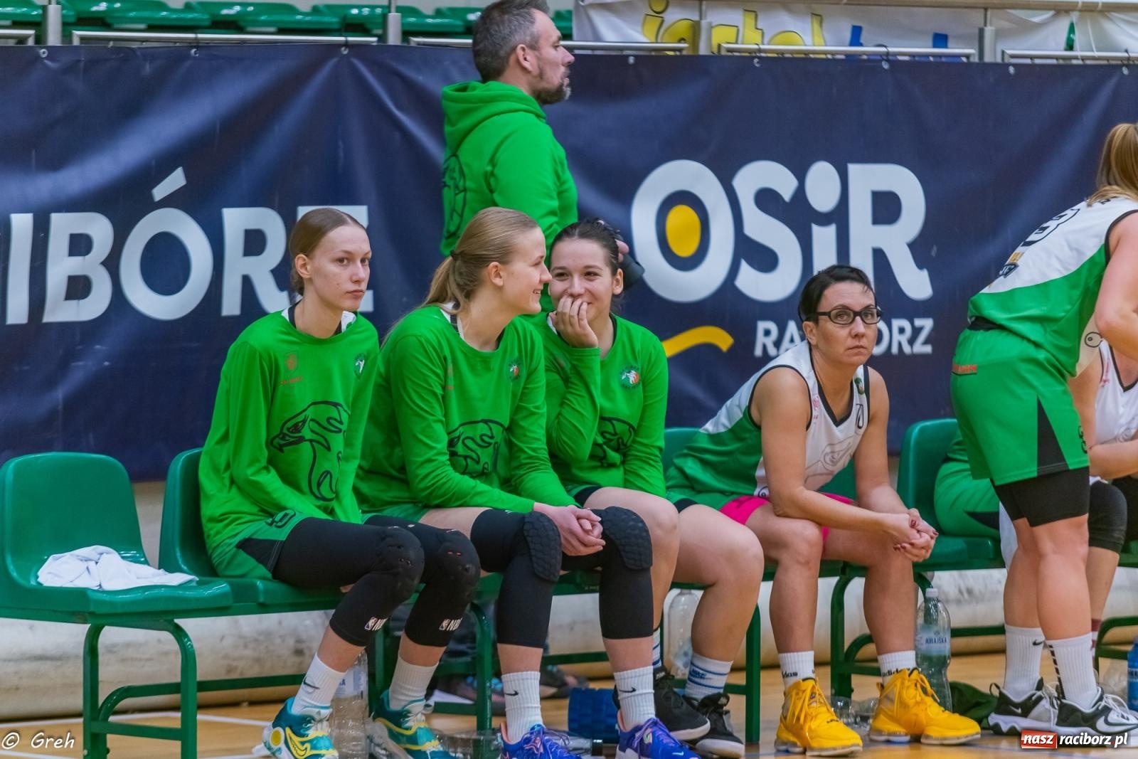 Zdjęcie w galerii na portalu naszraciborz.pl: Koszykówka. Walka do ostatniej syreny. Lider odrobinę lepszy [FOTO i WIDEO] wiadomości z regionu