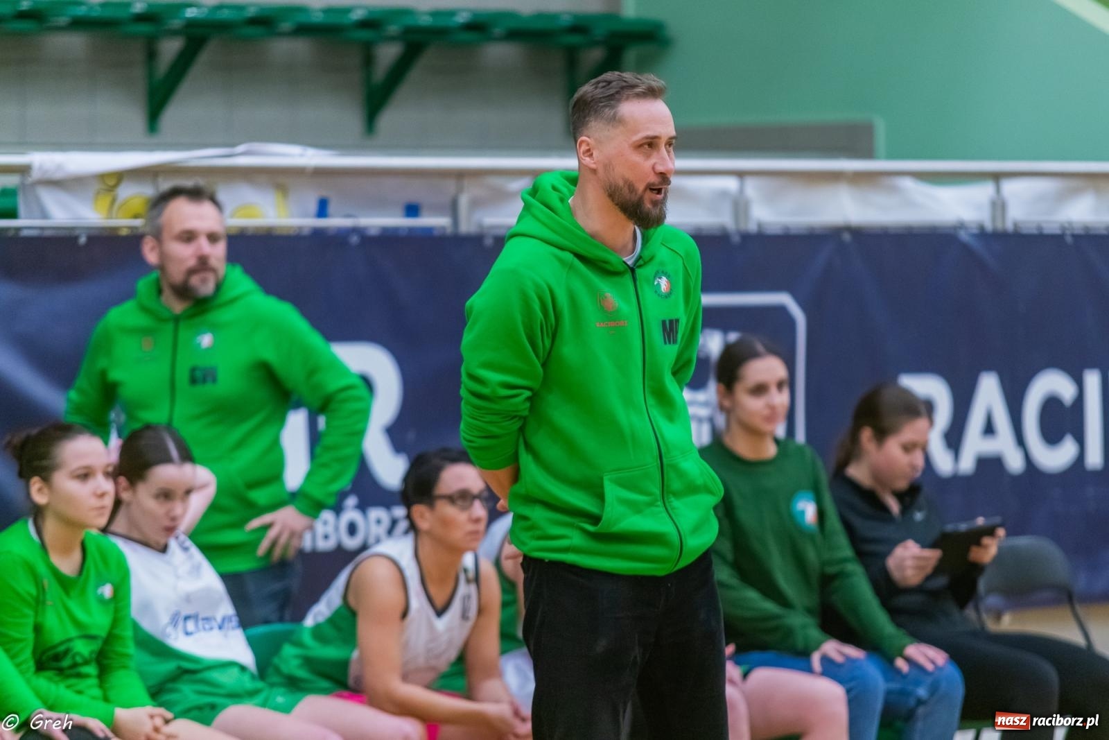 Zdjęcie w galerii na portalu naszraciborz.pl: Koszykówka. Walka do ostatniej syreny. Lider odrobinę lepszy [FOTO i WIDEO] wiadomości z regionu